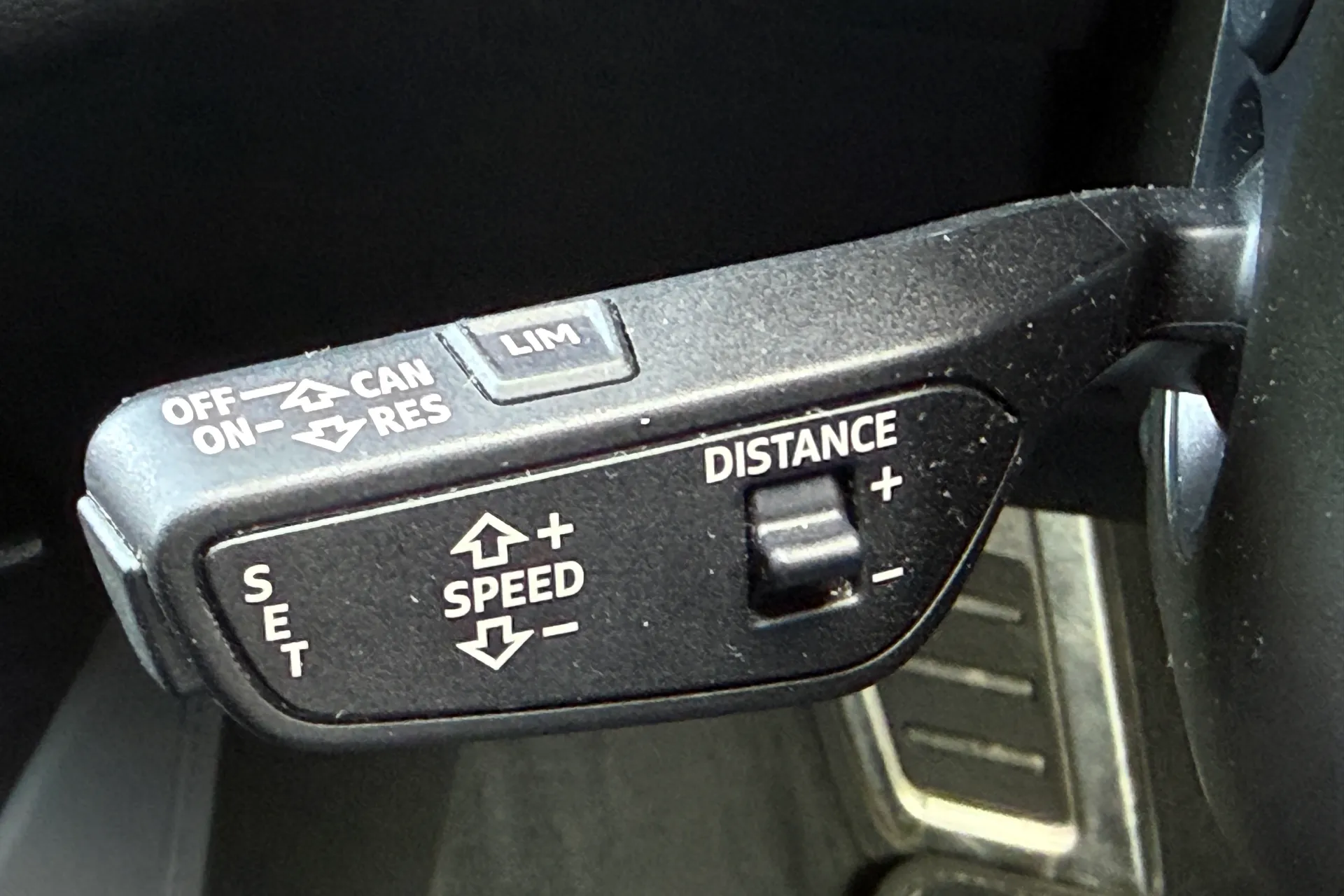 Audi A6 thumbnail image number 52