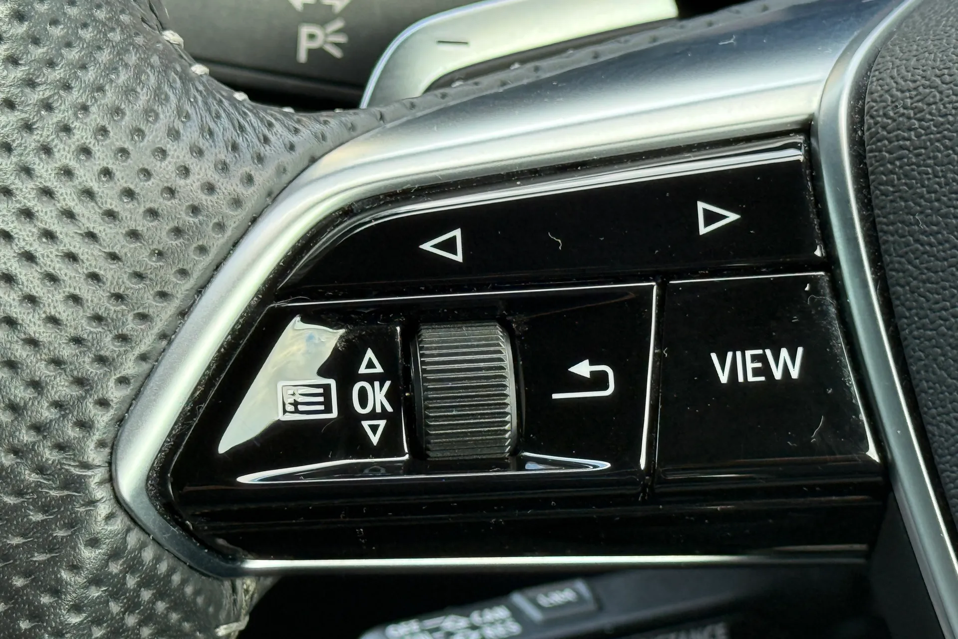 Audi A6 thumbnail image number 55