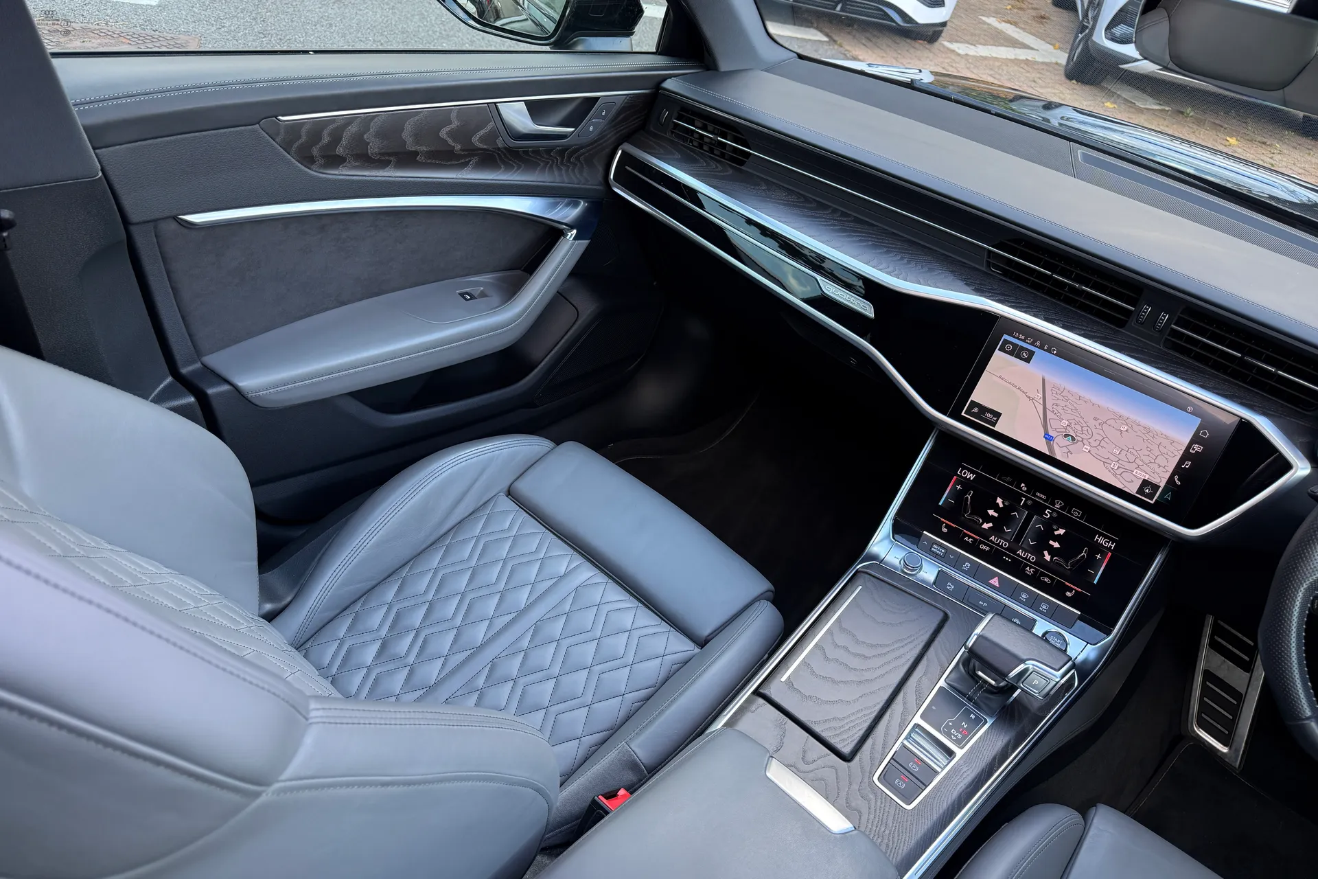 Audi A6 thumbnail image number 64