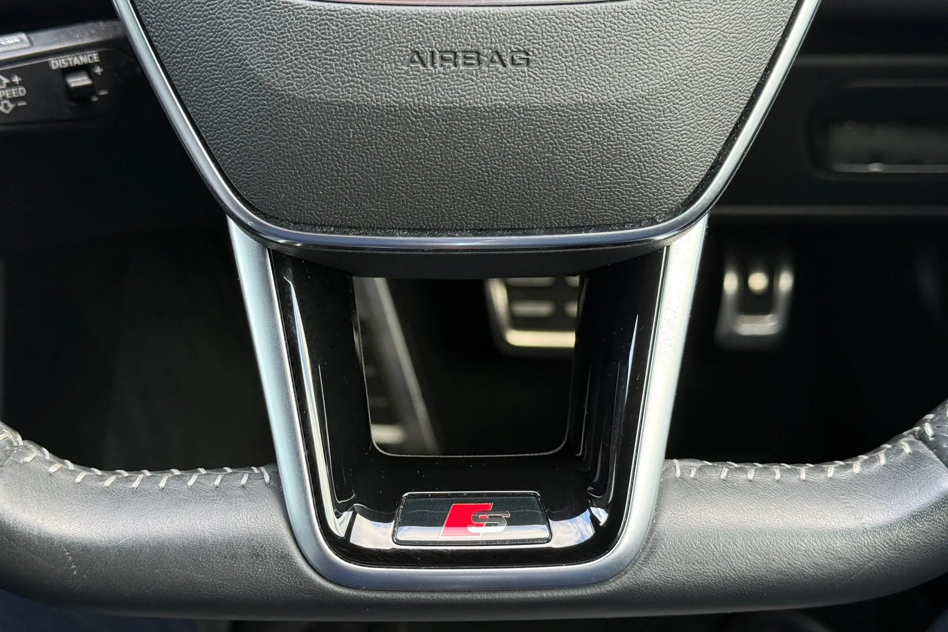 Audi A6 thumbnail image number 49