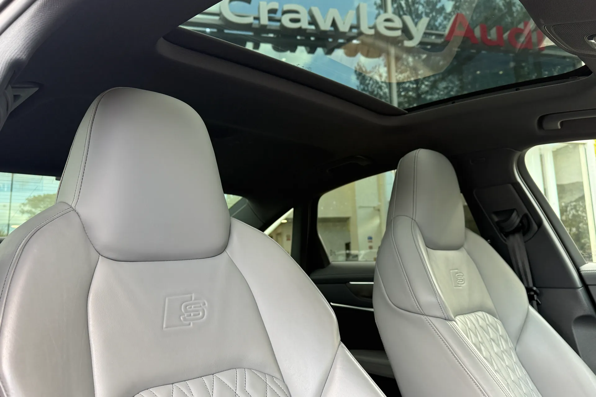 Audi A6 thumbnail image number 39