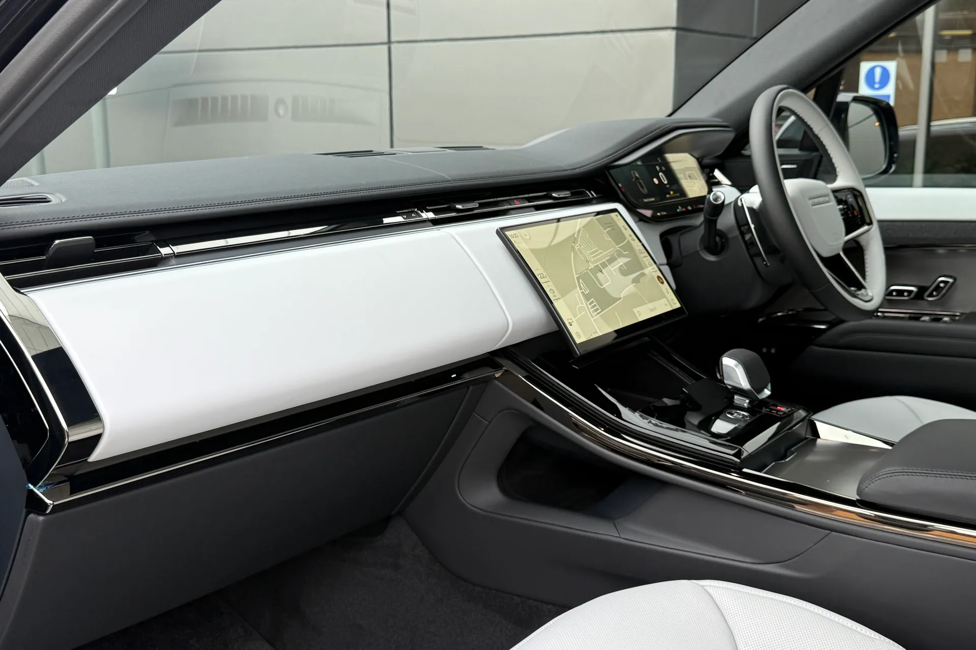 LAND ROVER RANGE ROVER SPORT thumbnail image number 50