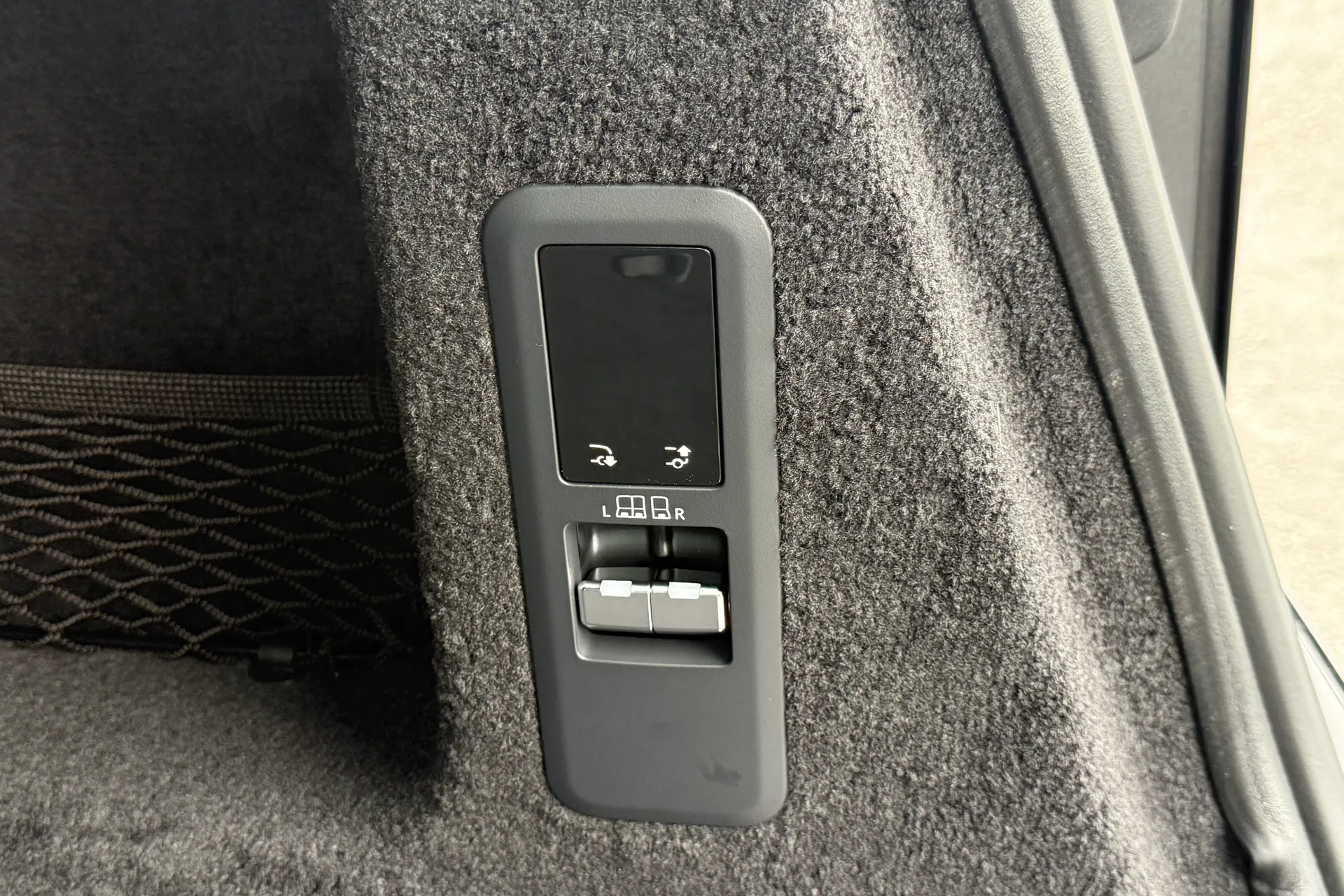 LAND ROVER RANGE ROVER SPORT thumbnail image number 45