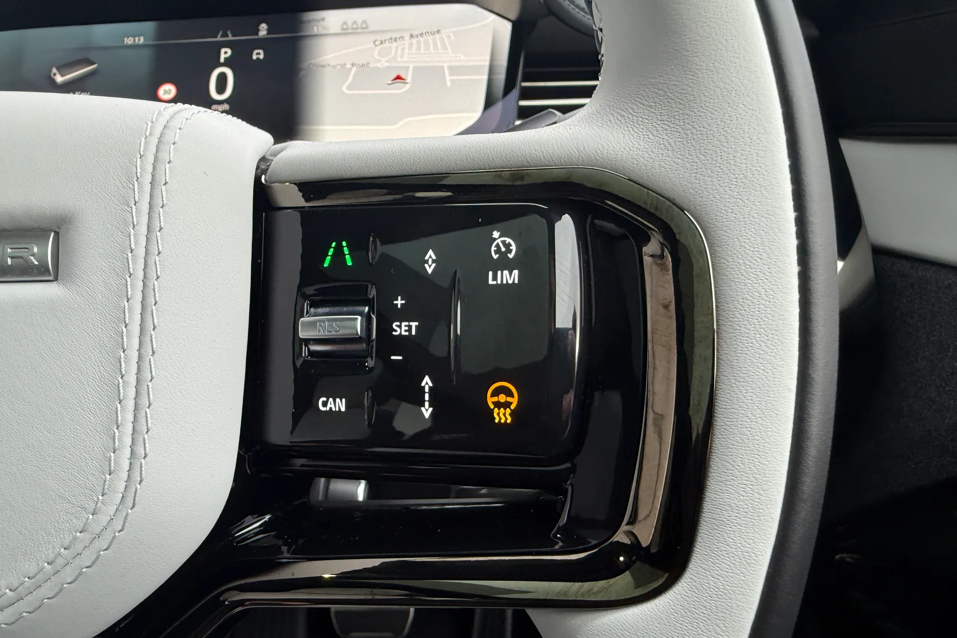 LAND ROVER RANGE ROVER SPORT thumbnail image number 32