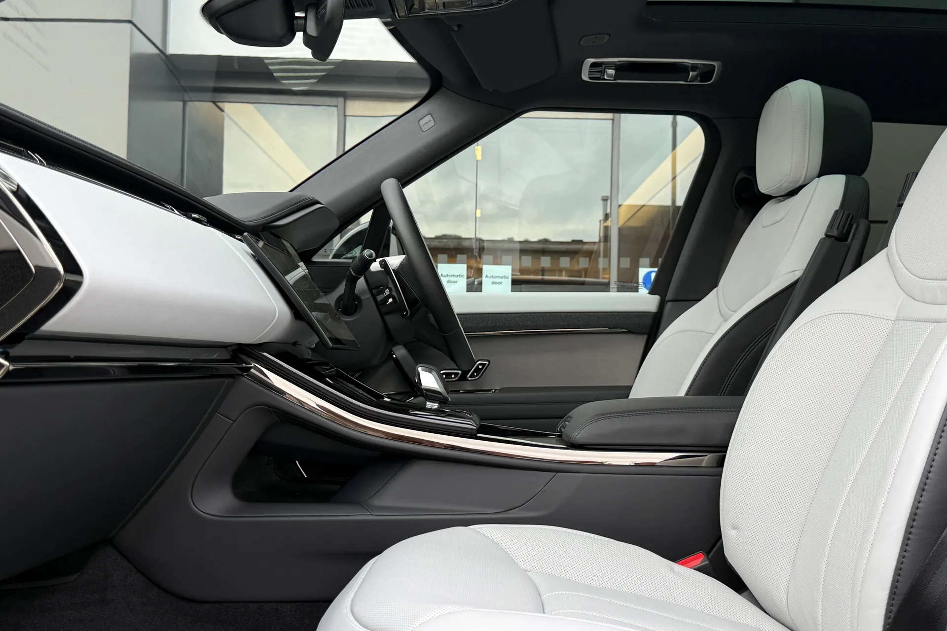 LAND ROVER RANGE ROVER SPORT thumbnail image number 49