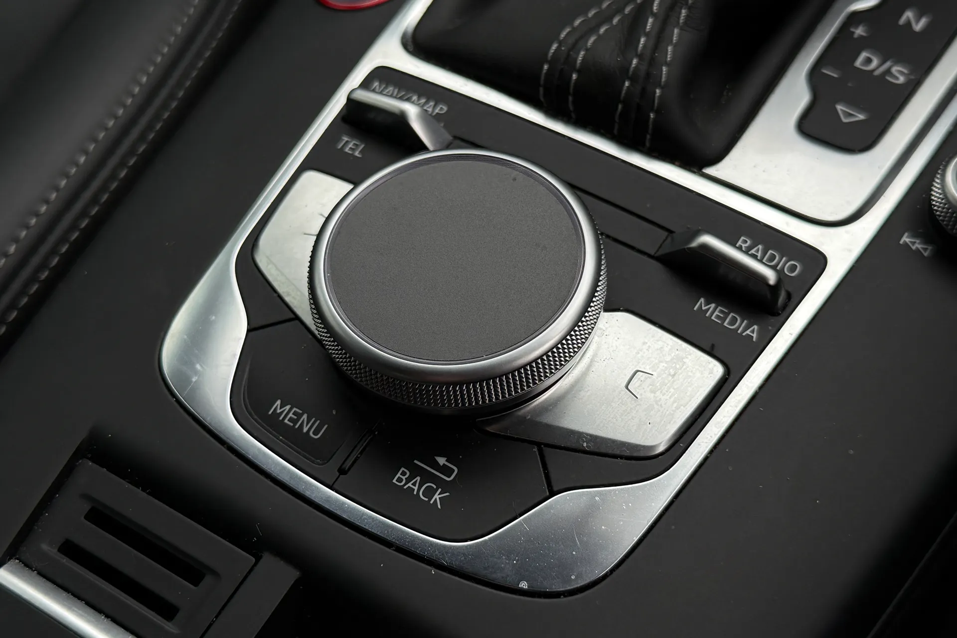 Audi RS3 thumbnail image number 23