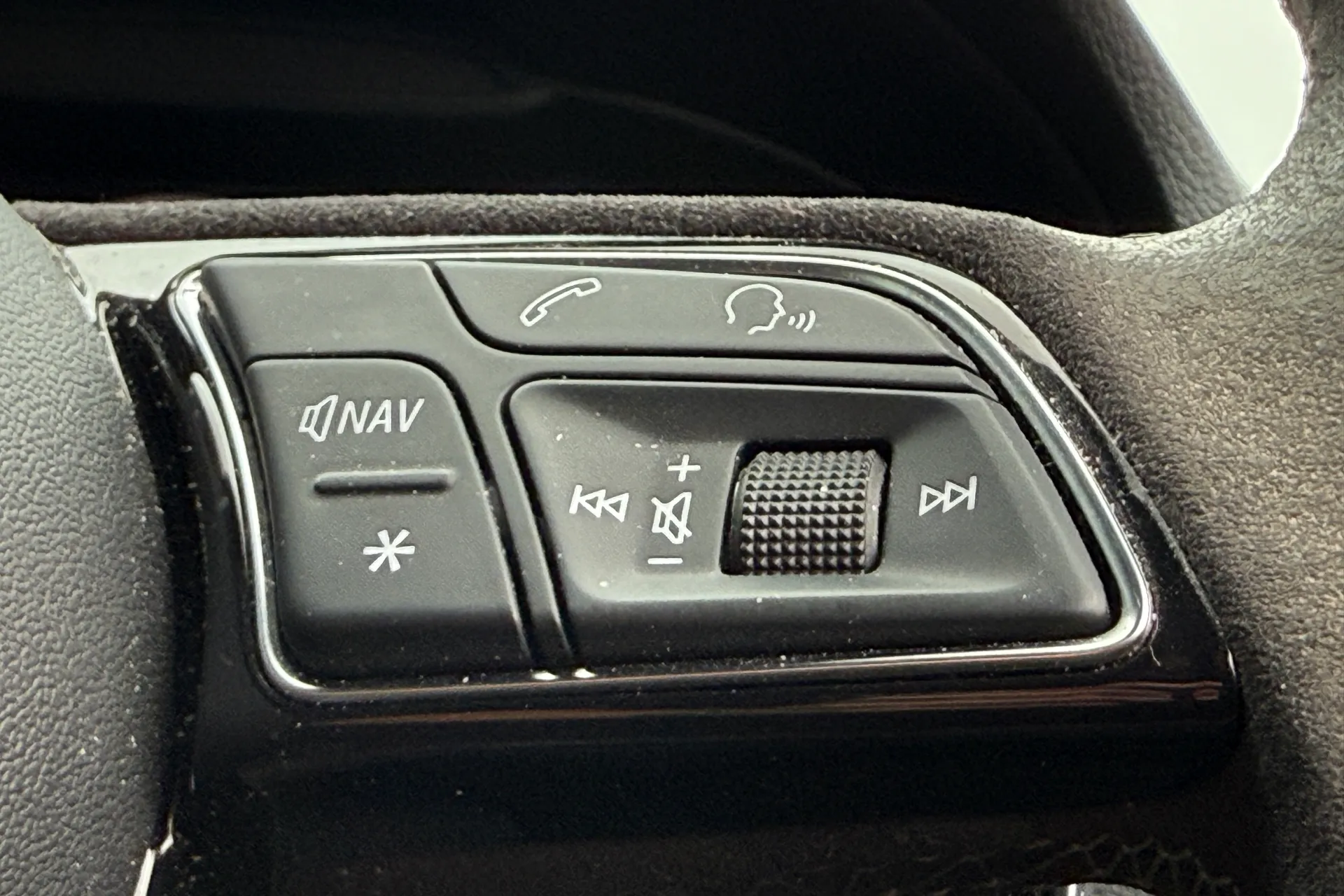 Audi RS3 thumbnail image number 12