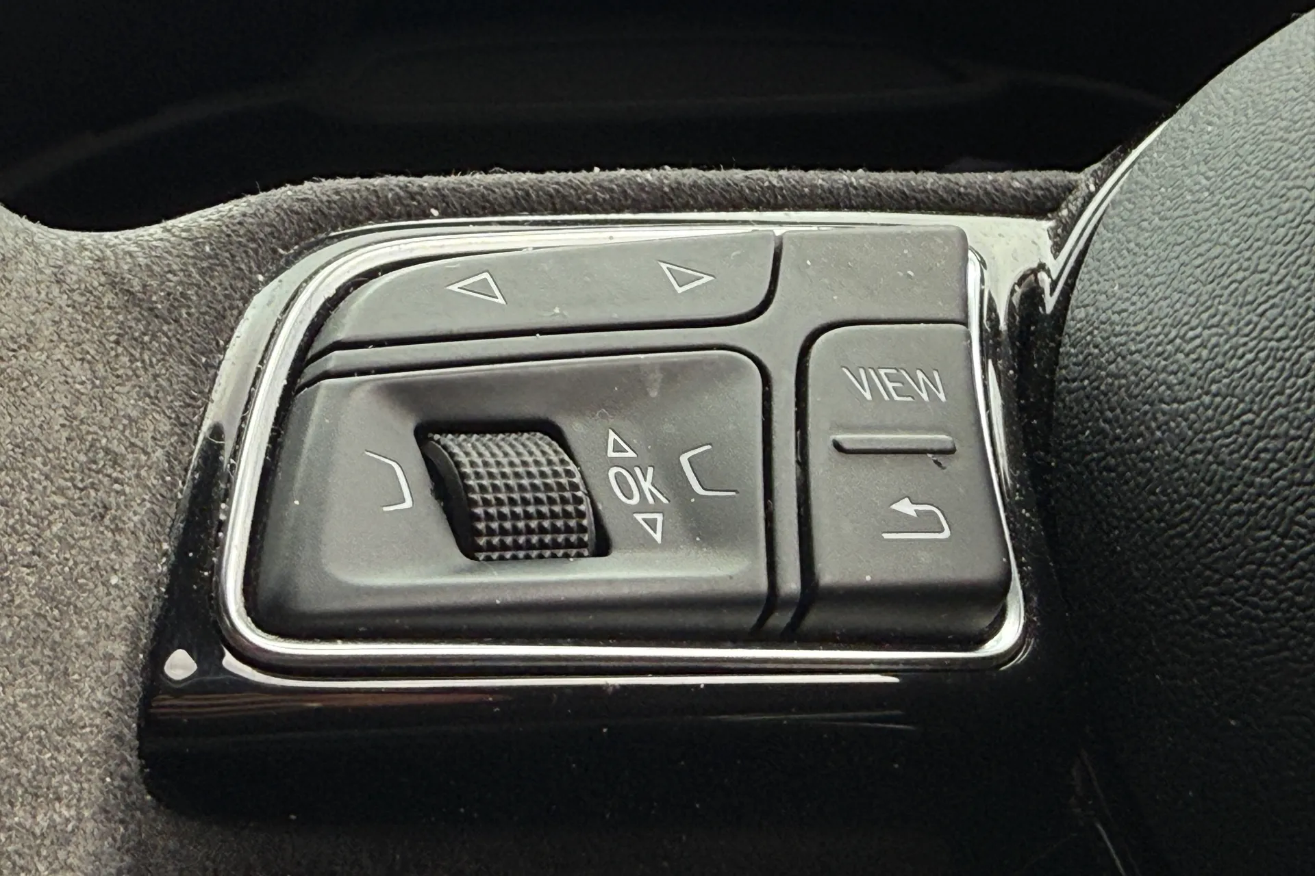 Audi RS3 thumbnail image number 11