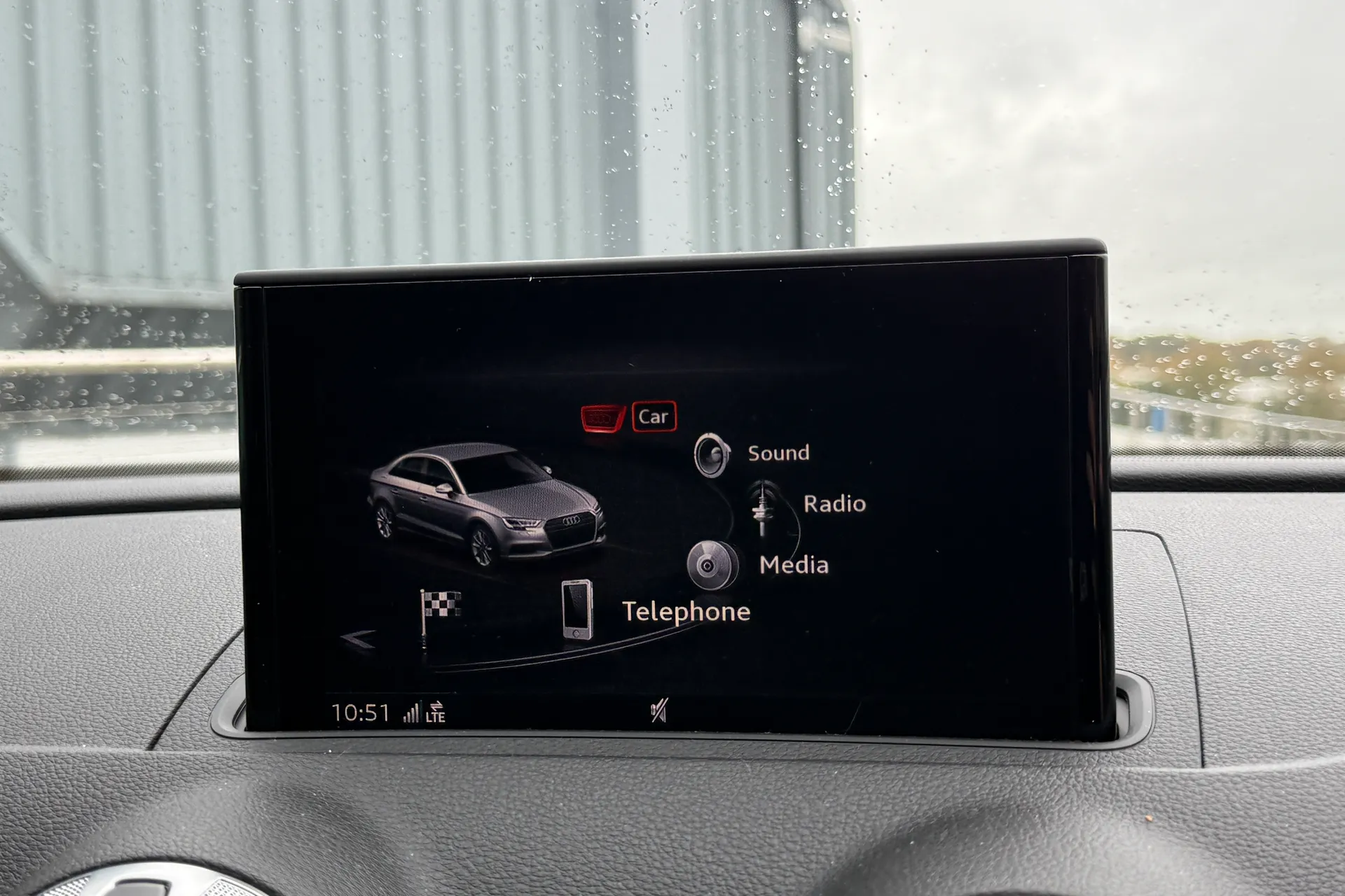 Audi RS3 thumbnail image number 18