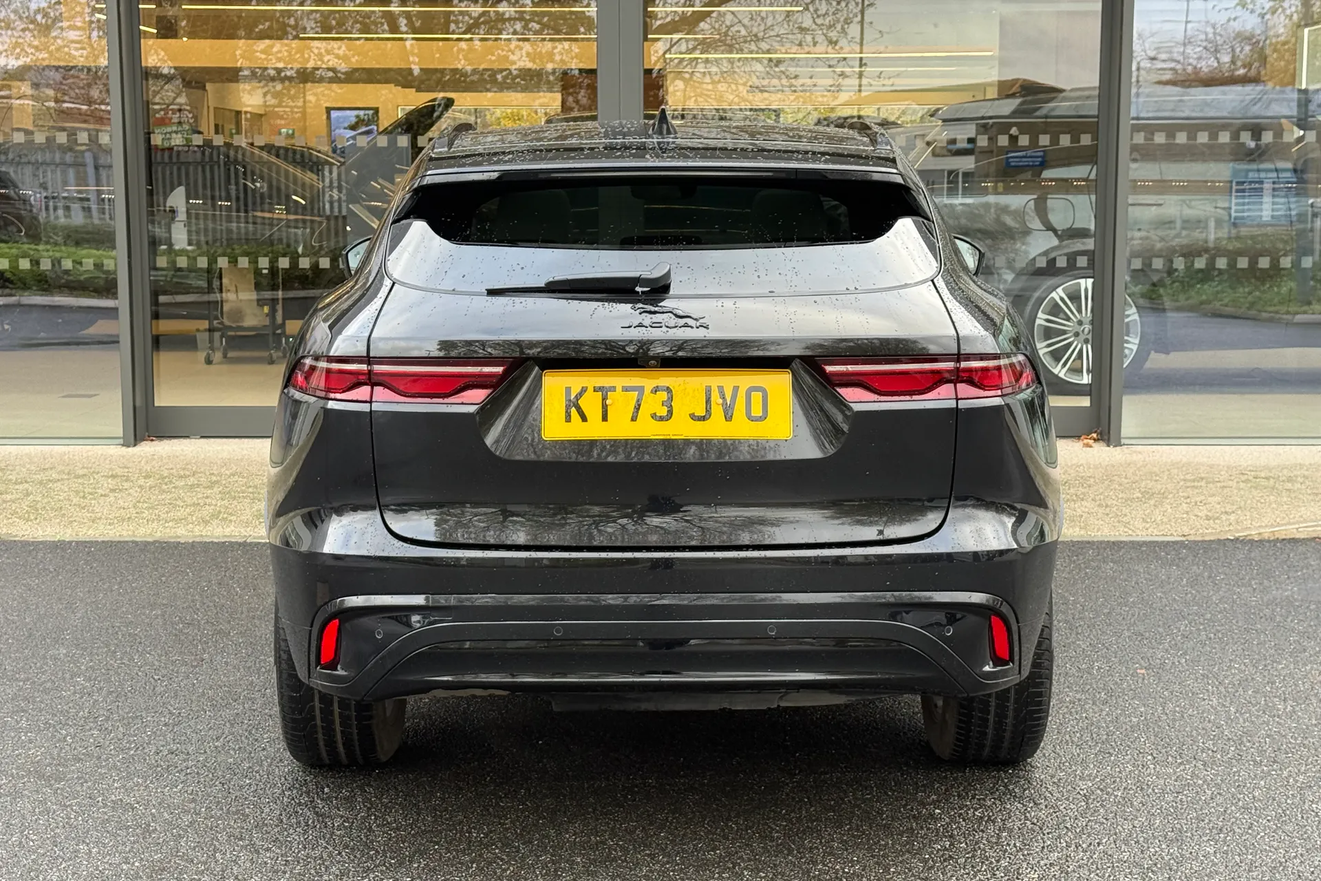Jaguar F-PACE thumbnail image number 8