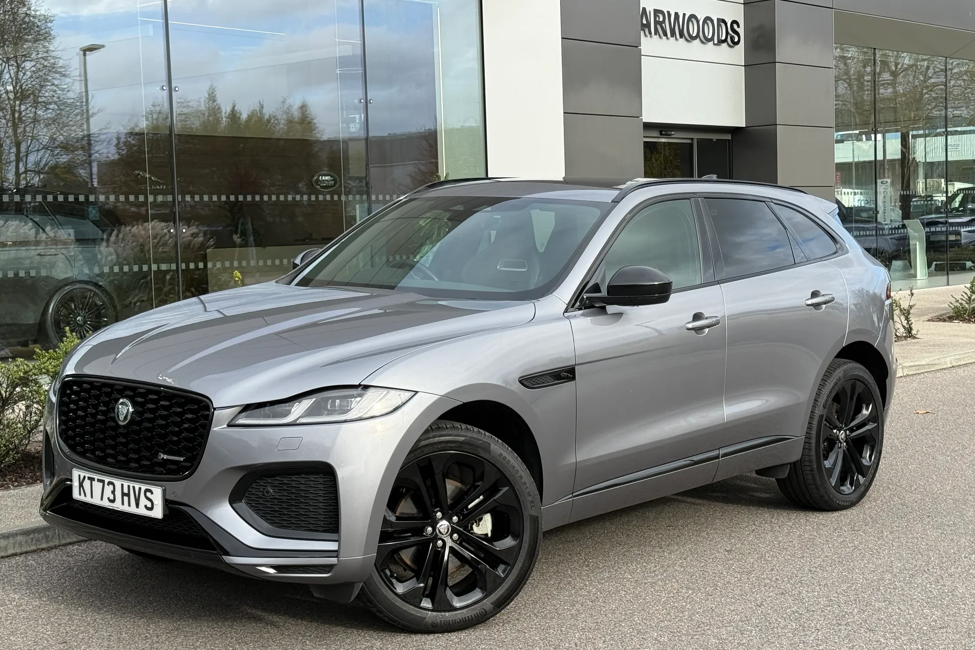 Jaguar F-PACE thumbnail image number 19