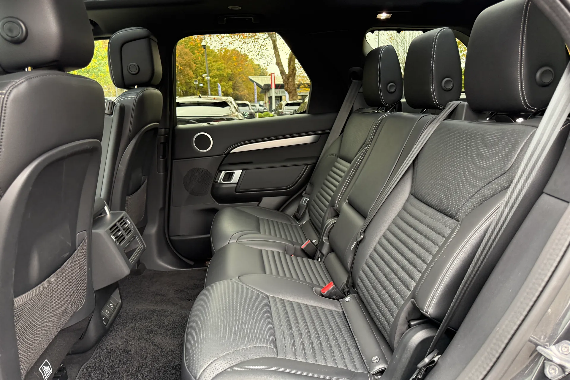 LAND ROVER DISCOVERY thumbnail image number 42