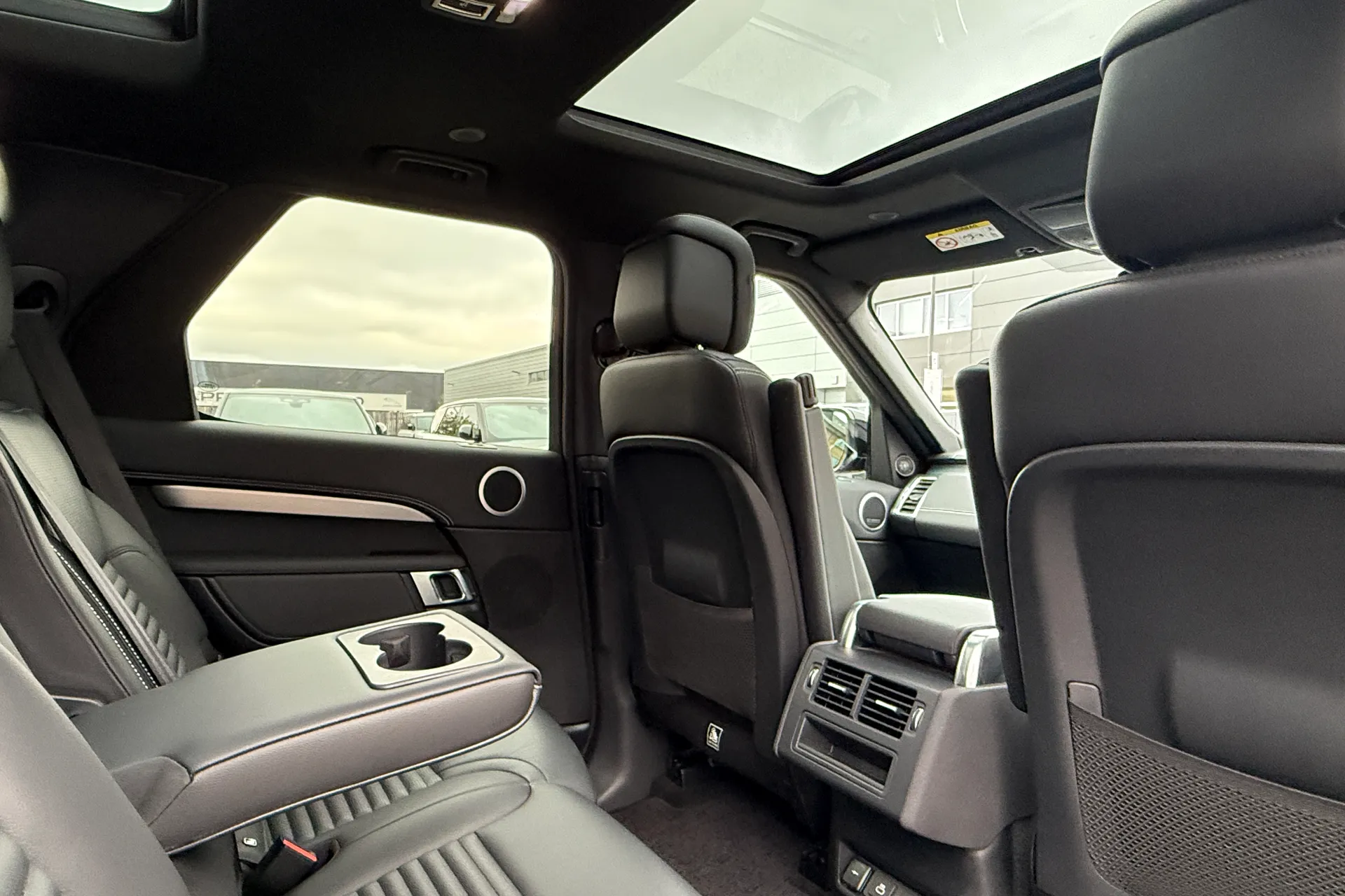 LAND ROVER DISCOVERY thumbnail image number 34