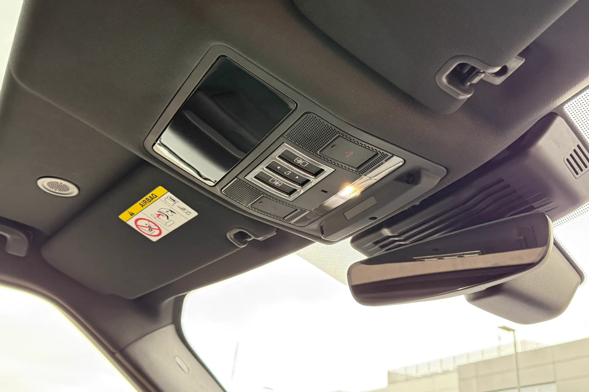 LAND ROVER DISCOVERY thumbnail image number 24