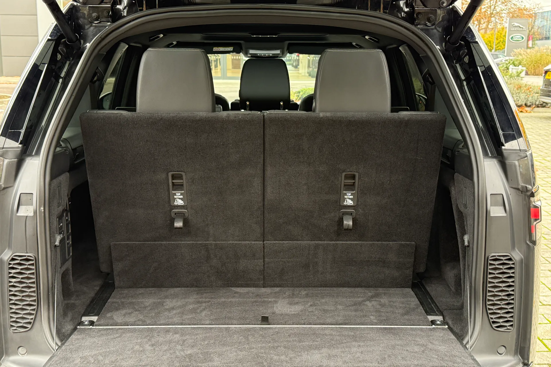 LAND ROVER DISCOVERY thumbnail image number 28