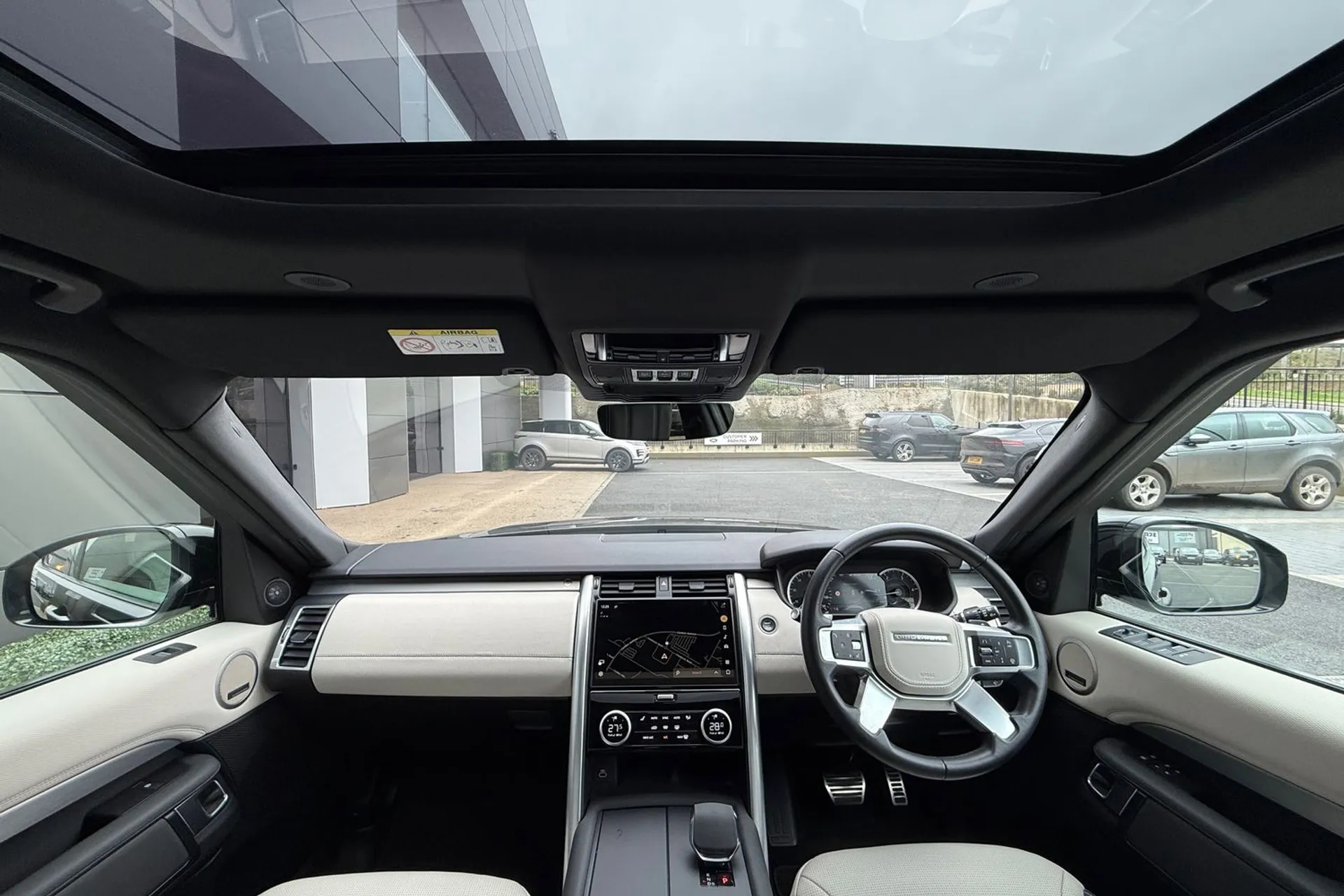 LAND ROVER DISCOVERY thumbnail image number 3