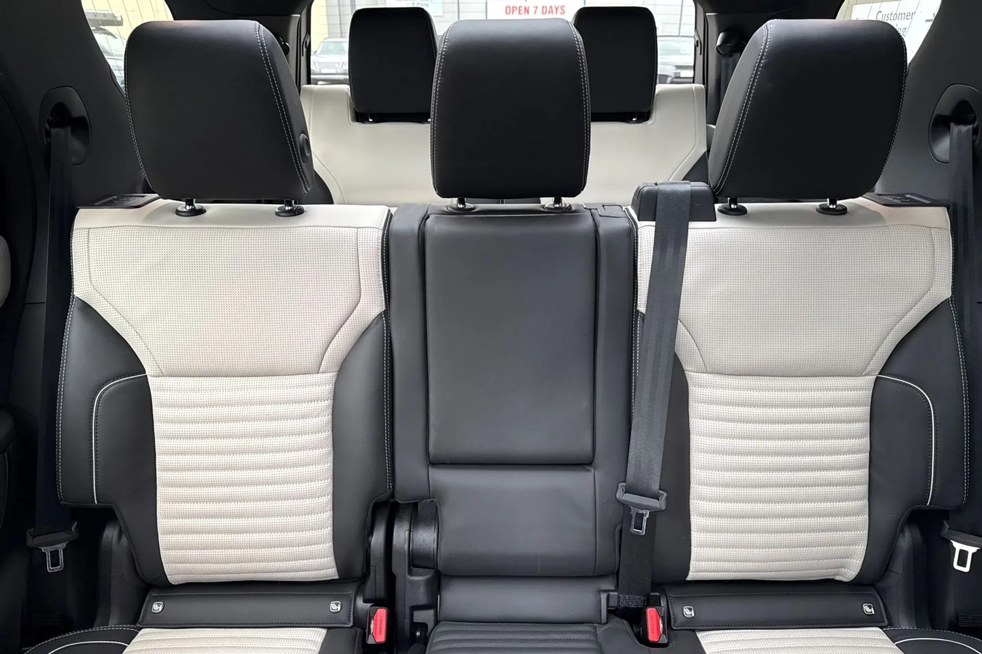 LAND ROVER DISCOVERY thumbnail image number 42