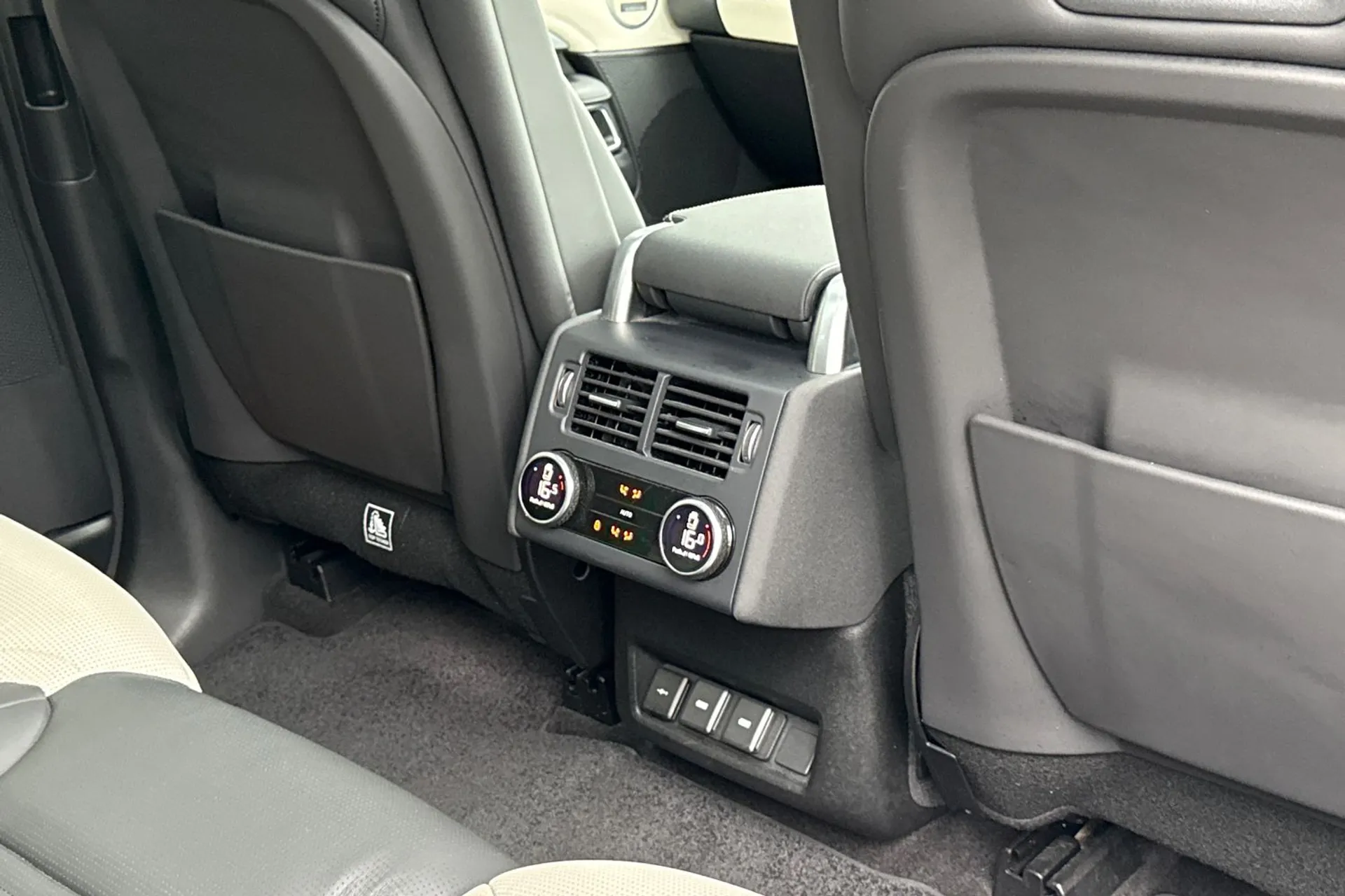 LAND ROVER DISCOVERY thumbnail image number 43