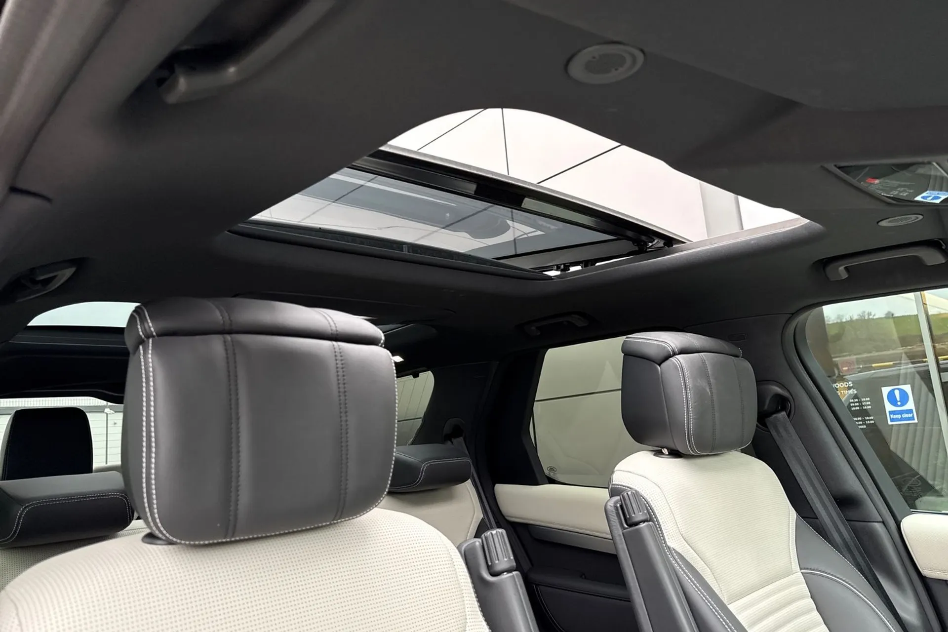 LAND ROVER DISCOVERY thumbnail image number 11