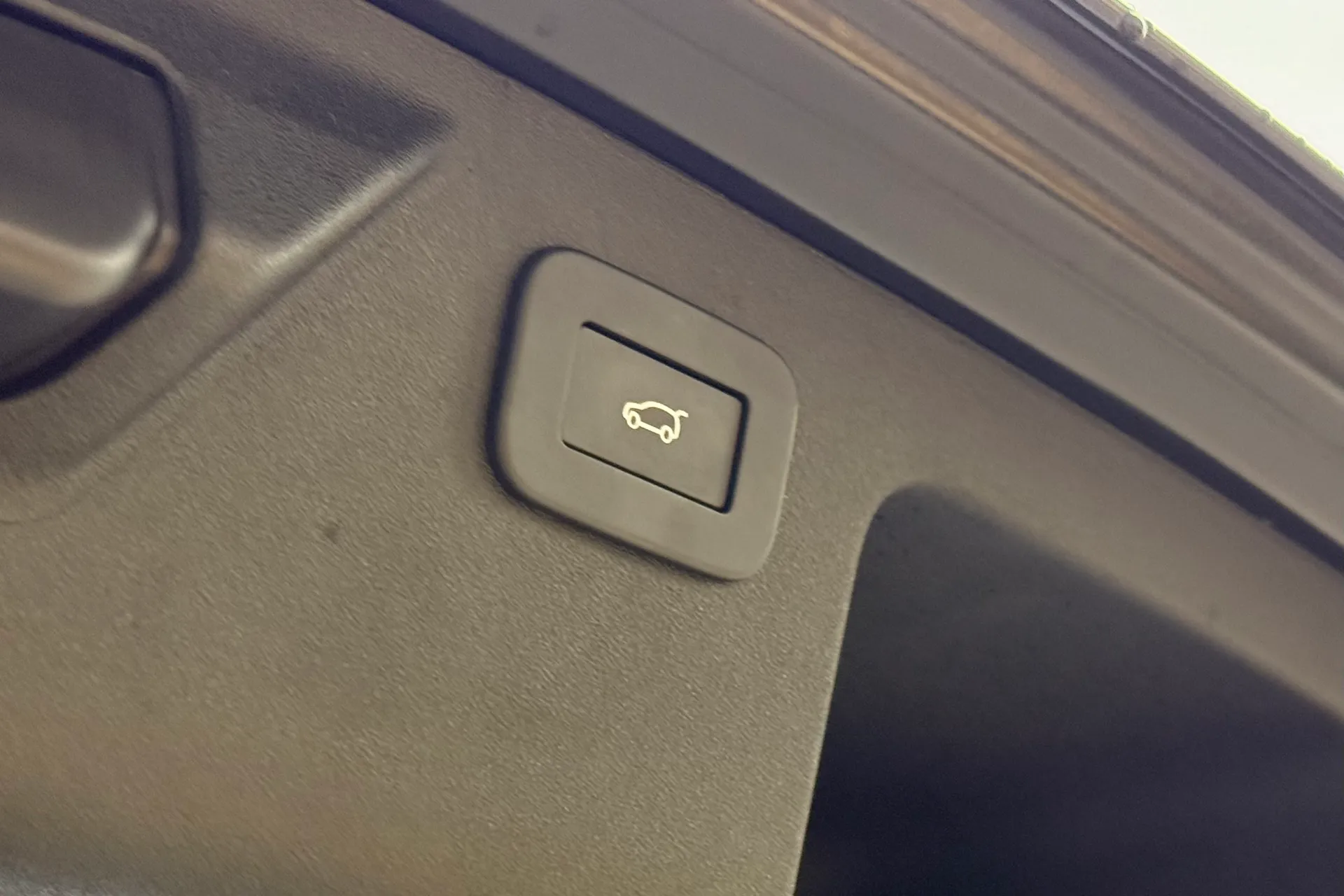 LAND ROVER DISCOVERY SPORT thumbnail image number 46