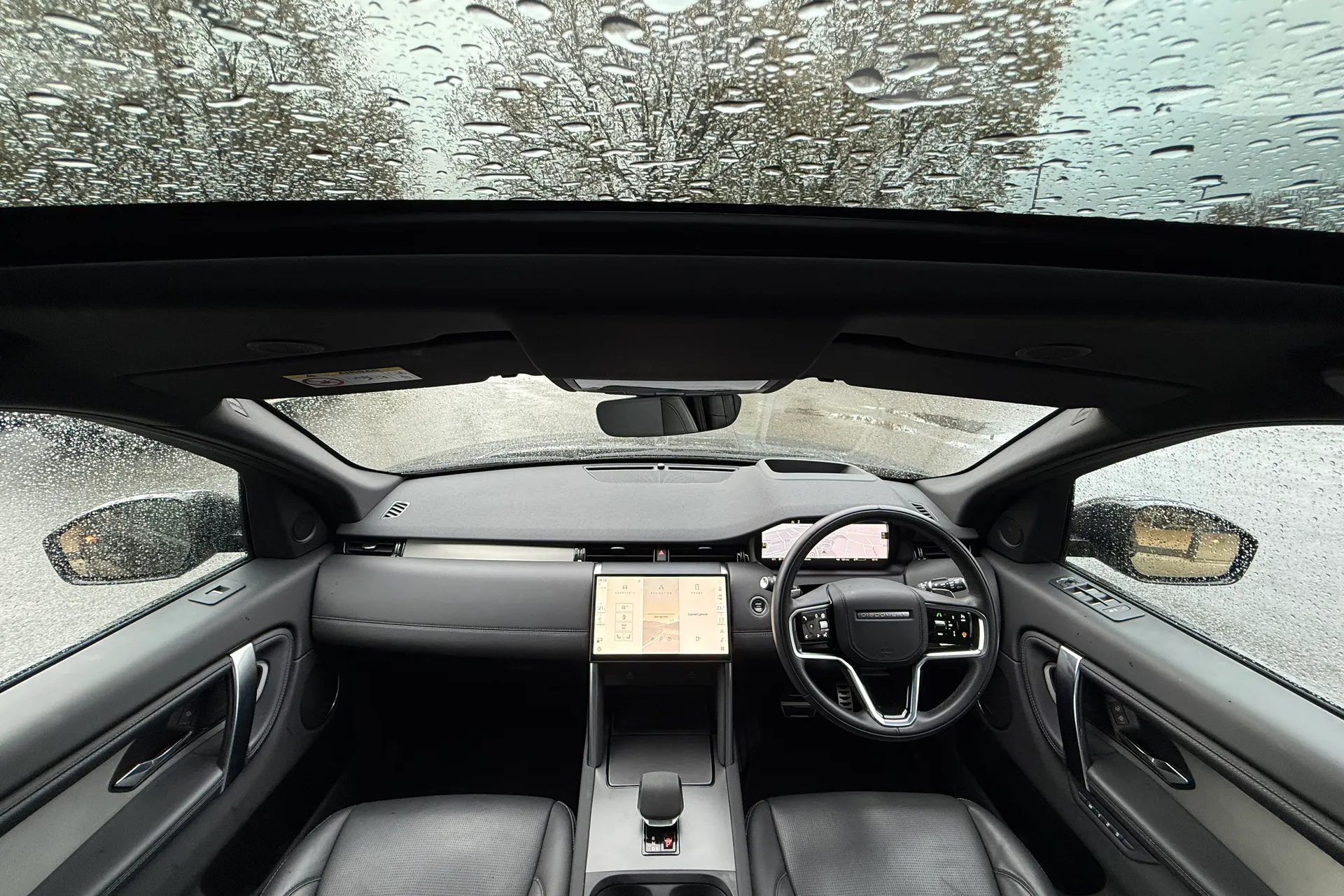 LAND ROVER DISCOVERY SPORT thumbnail image number 3