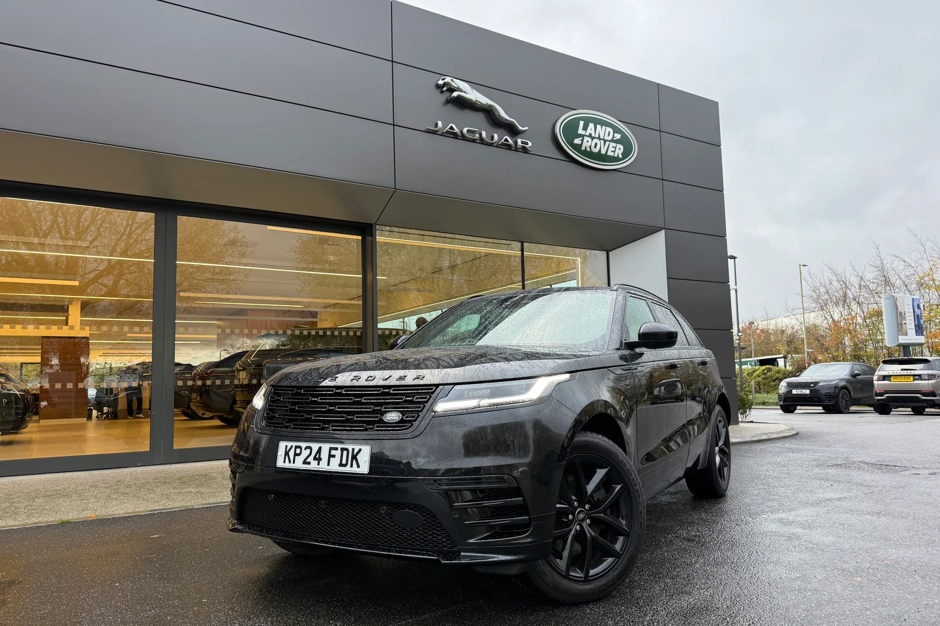 LAND ROVER RANGE ROVER VELAR thumbnail image number 28