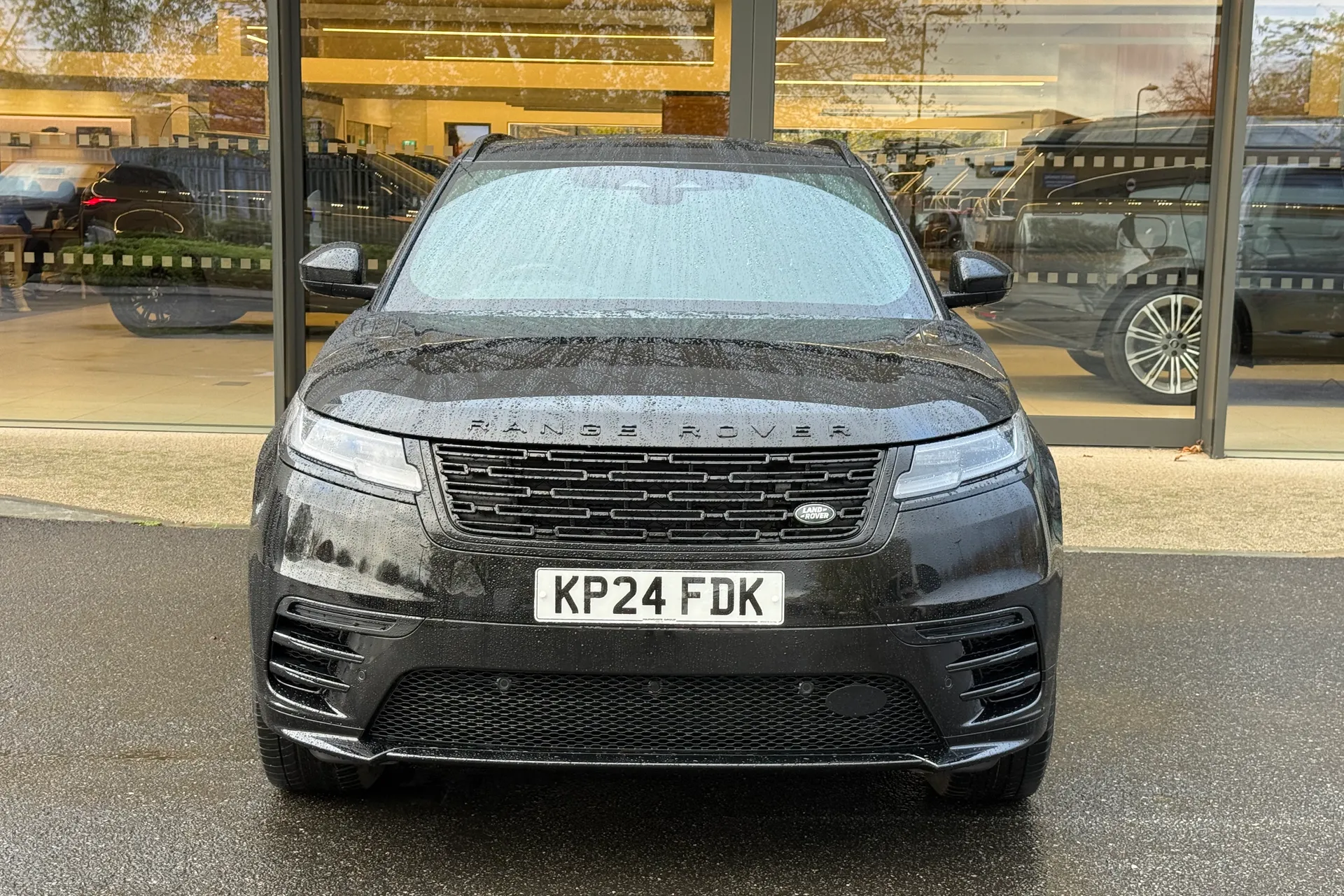 LAND ROVER RANGE ROVER VELAR thumbnail image number 8