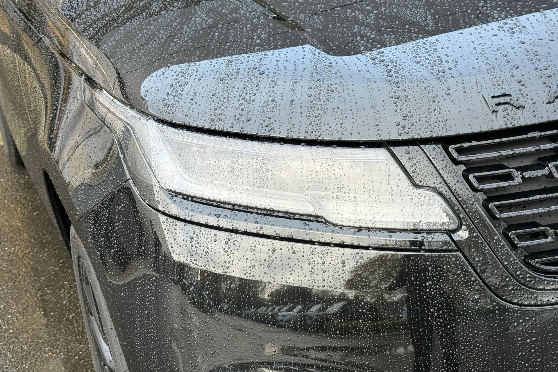 LAND ROVER RANGE ROVER VELAR thumbnail image number 54