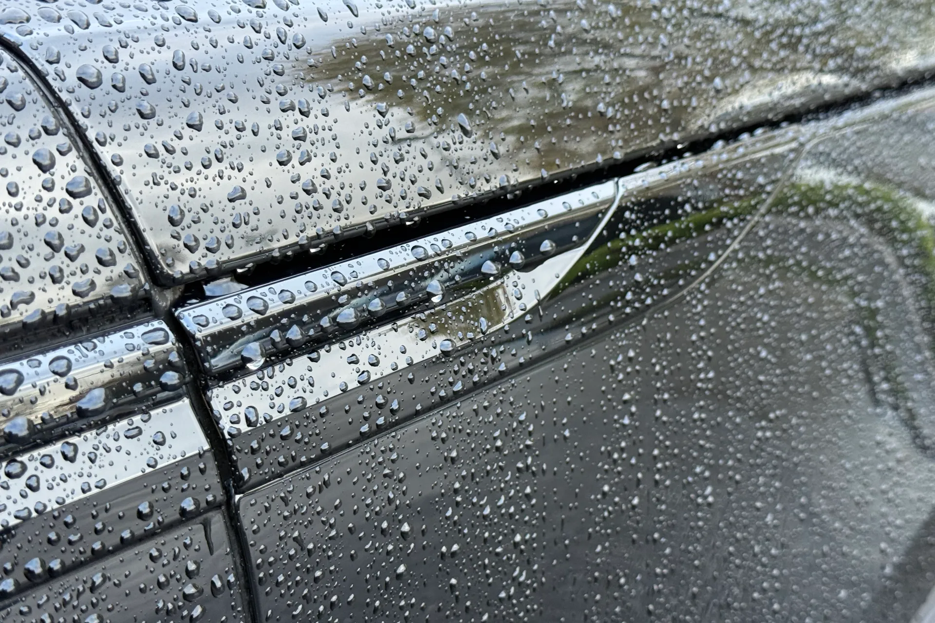 LAND ROVER RANGE ROVER VELAR thumbnail image number 55