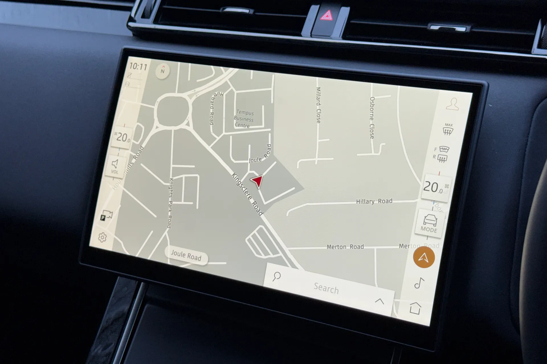 LAND ROVER RANGE ROVER VELAR thumbnail image number 29