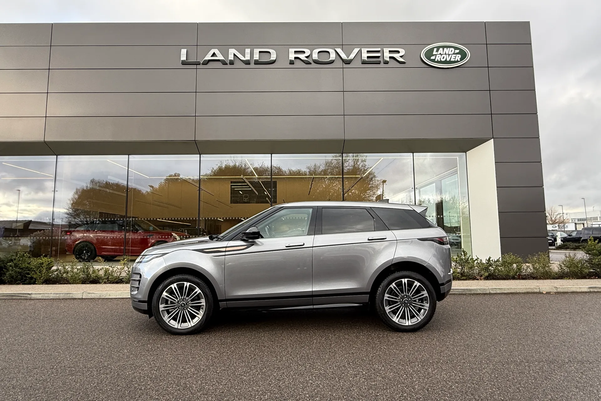 LAND ROVER RANGE ROVER EVOQUE thumbnail image number 8