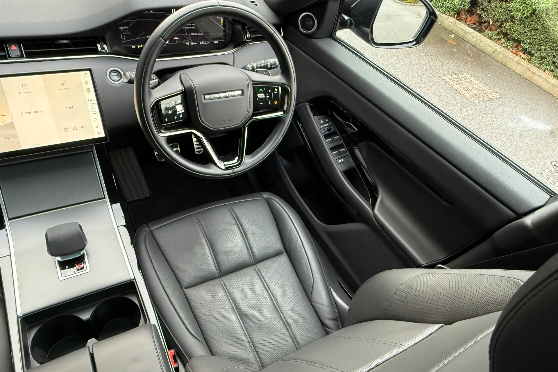 LAND ROVER RANGE ROVER EVOQUE thumbnail image number 19