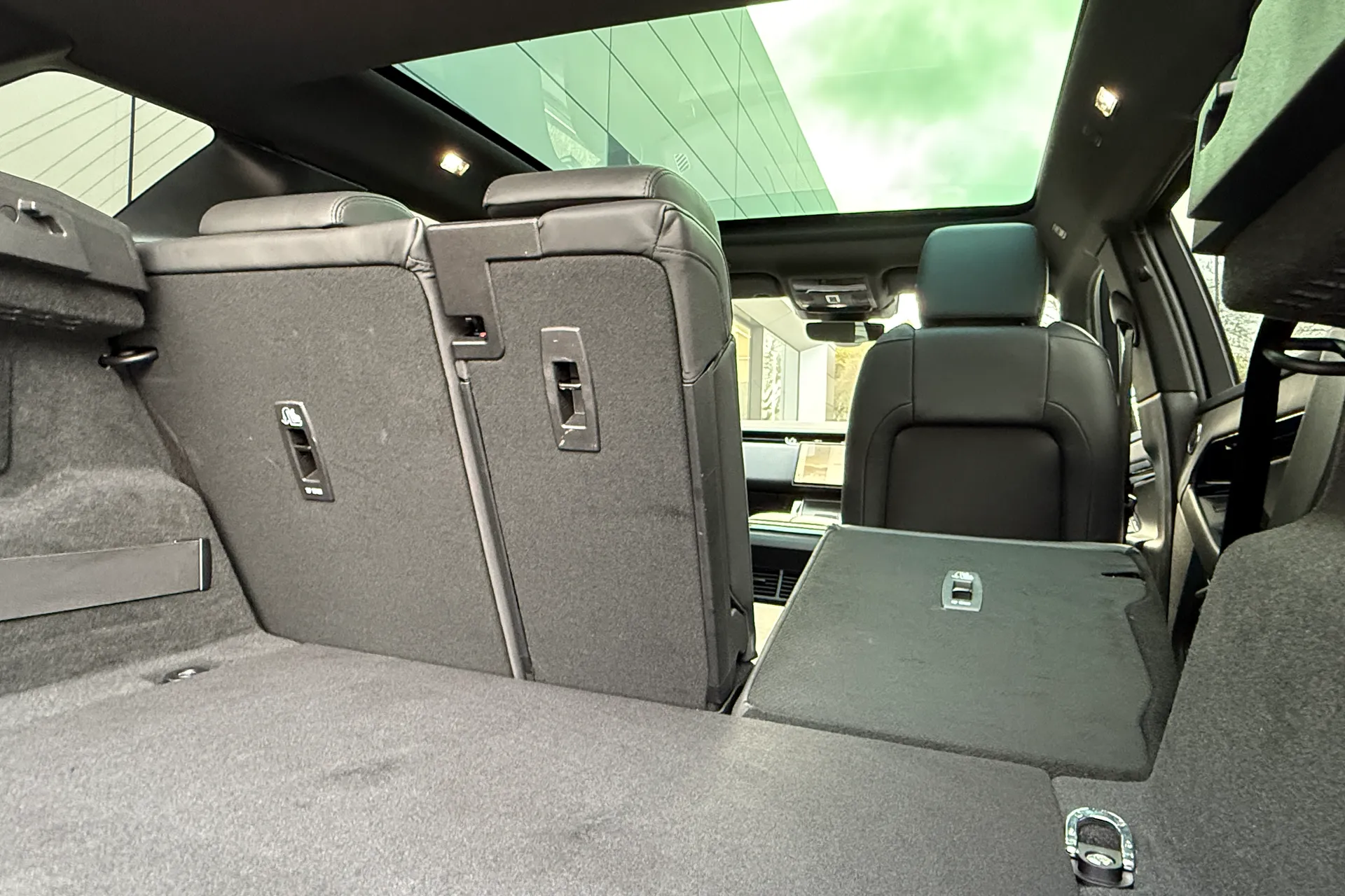 LAND ROVER RANGE ROVER EVOQUE thumbnail image number 24