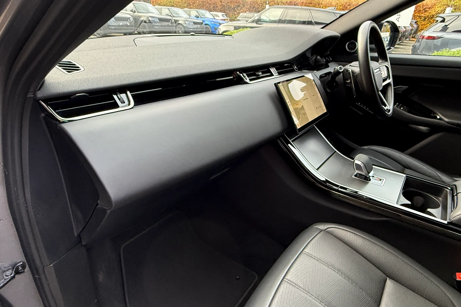 LAND ROVER RANGE ROVER EVOQUE thumbnail image number 35