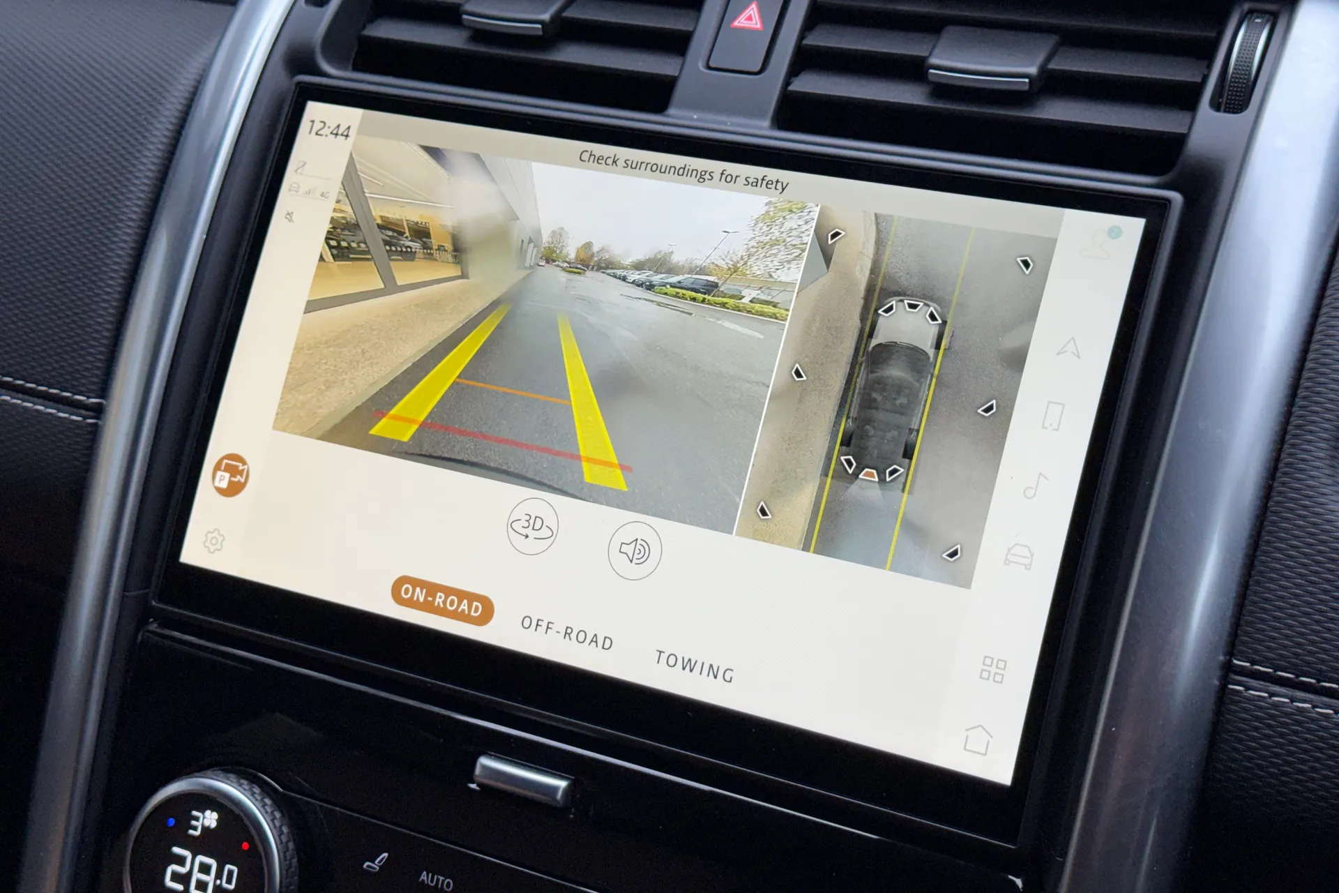 LAND ROVER DISCOVERY thumbnail image number 4