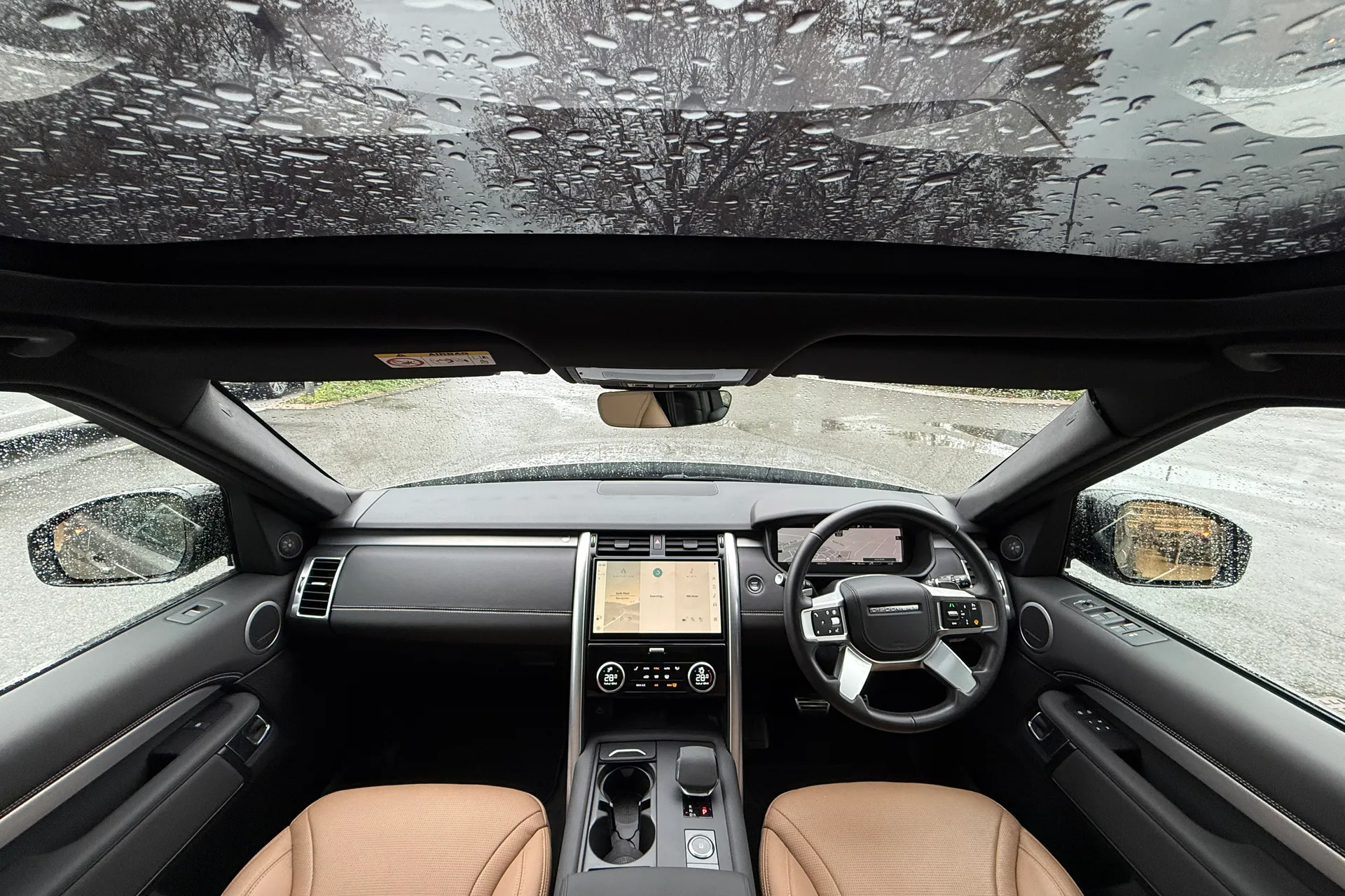 LAND ROVER DISCOVERY thumbnail image number 3