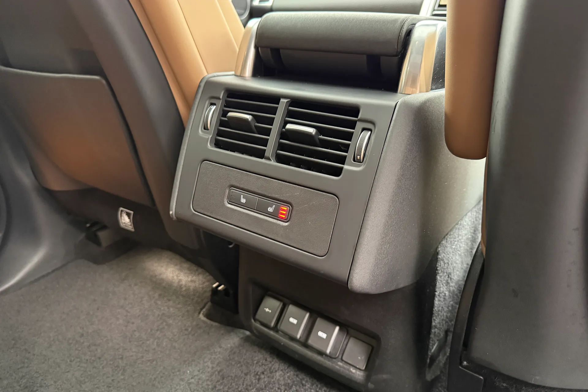 LAND ROVER DISCOVERY thumbnail image number 34