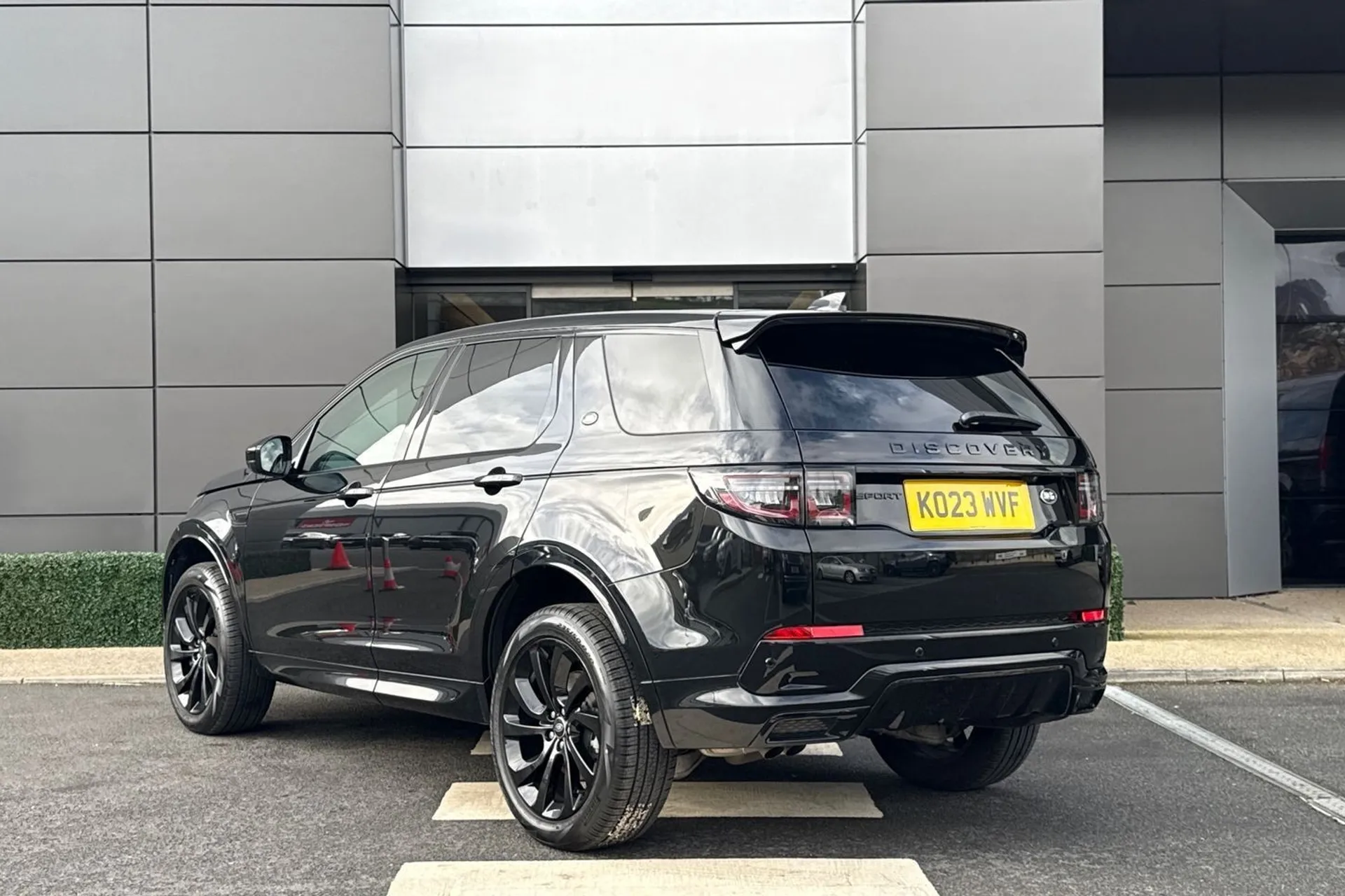 LAND ROVER DISCOVERY SPORT thumbnail image number 16