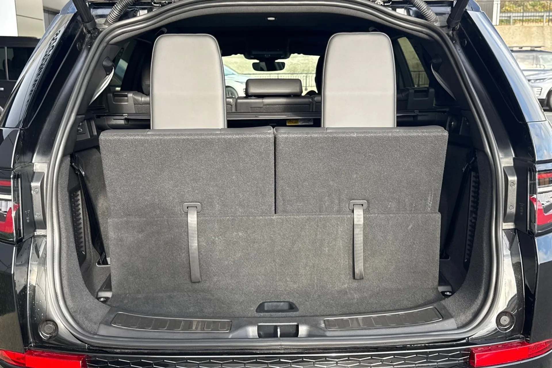 LAND ROVER DISCOVERY SPORT thumbnail image number 43