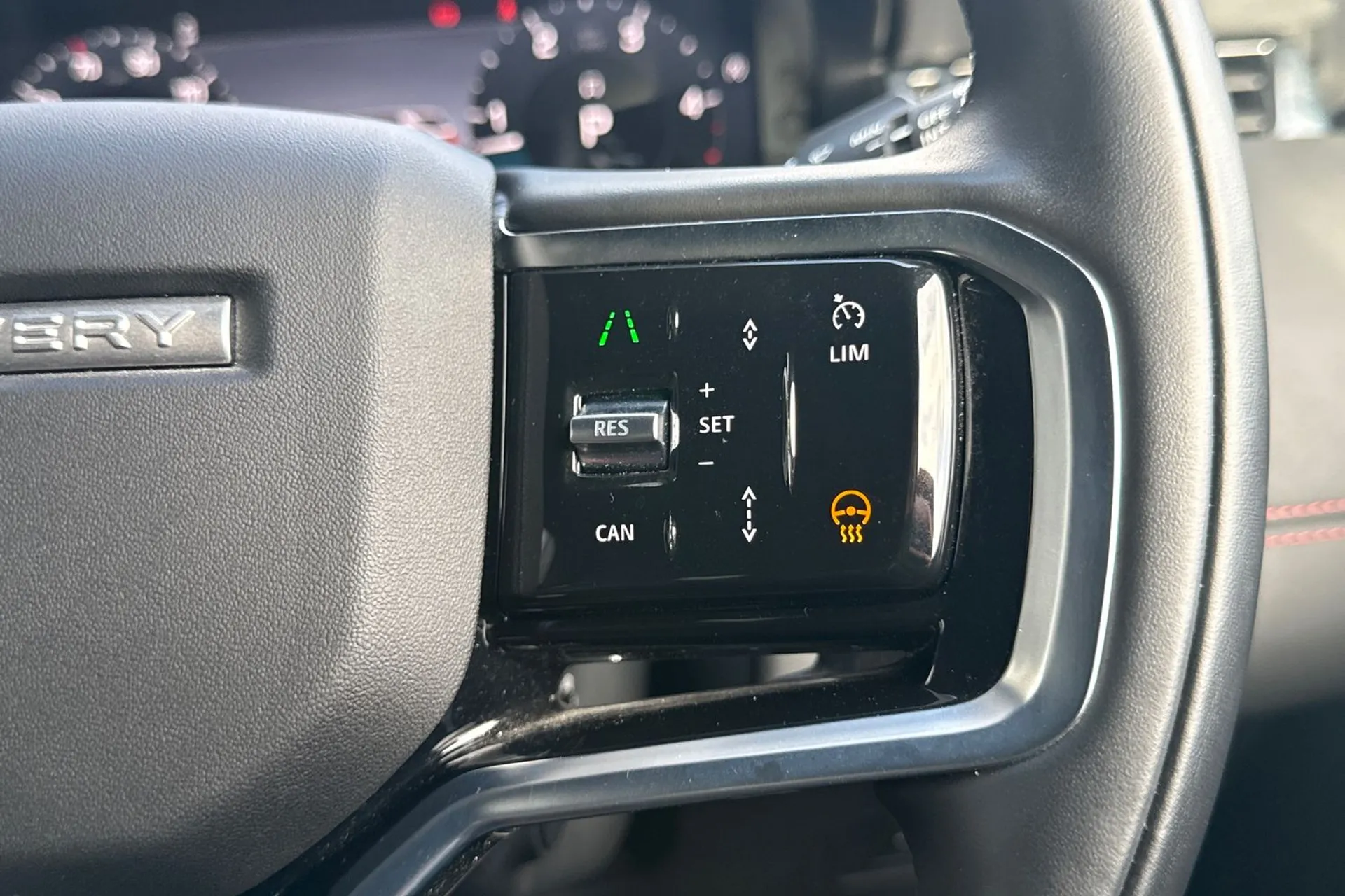 LAND ROVER DISCOVERY SPORT thumbnail image number 38