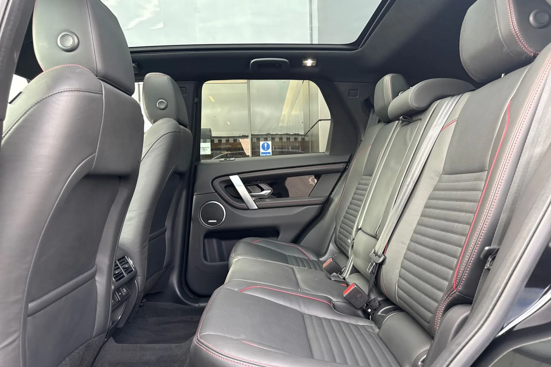 LAND ROVER DISCOVERY SPORT thumbnail image number 56