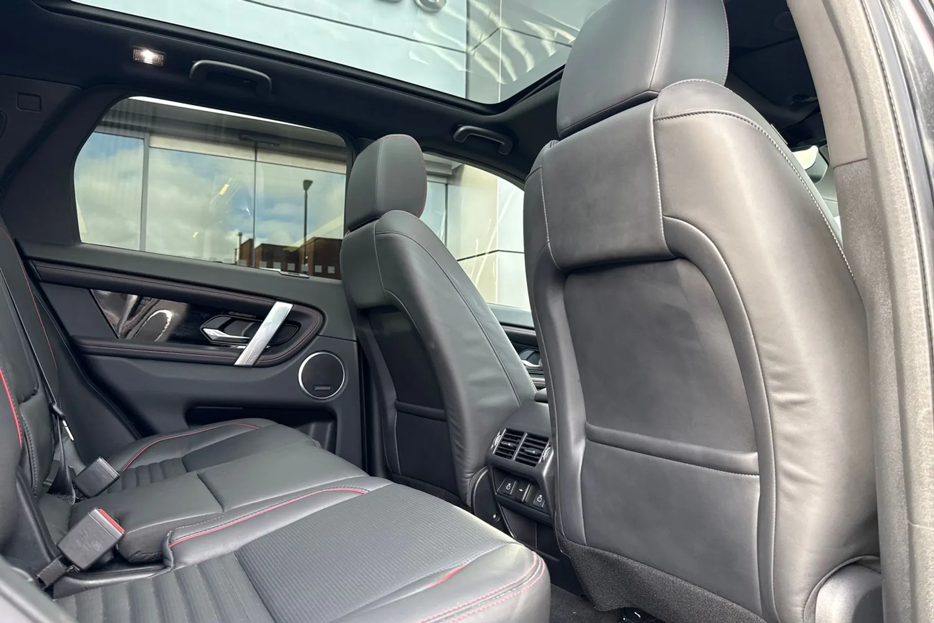 LAND ROVER DISCOVERY SPORT thumbnail image number 47