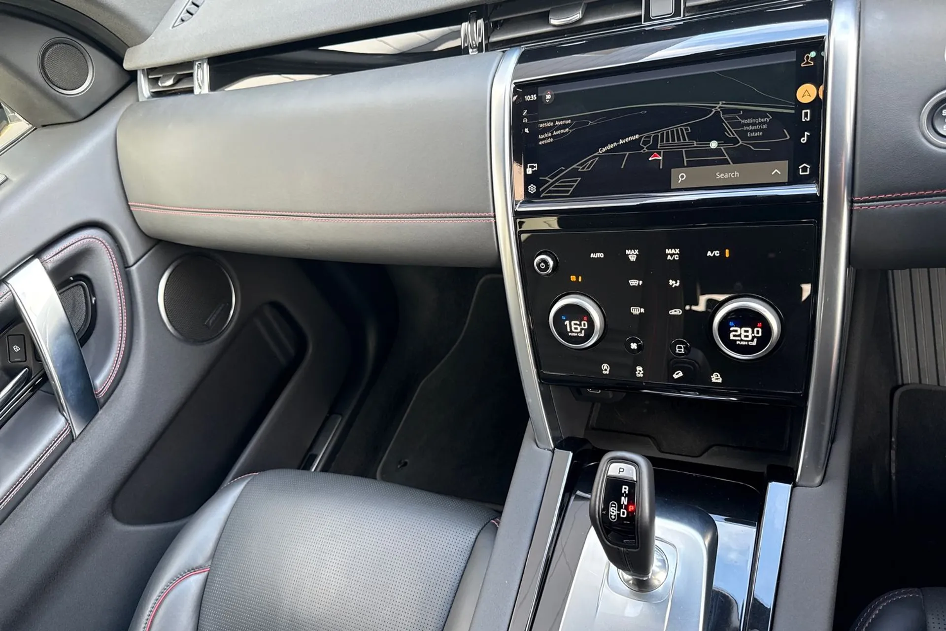 LAND ROVER DISCOVERY SPORT thumbnail image number 36