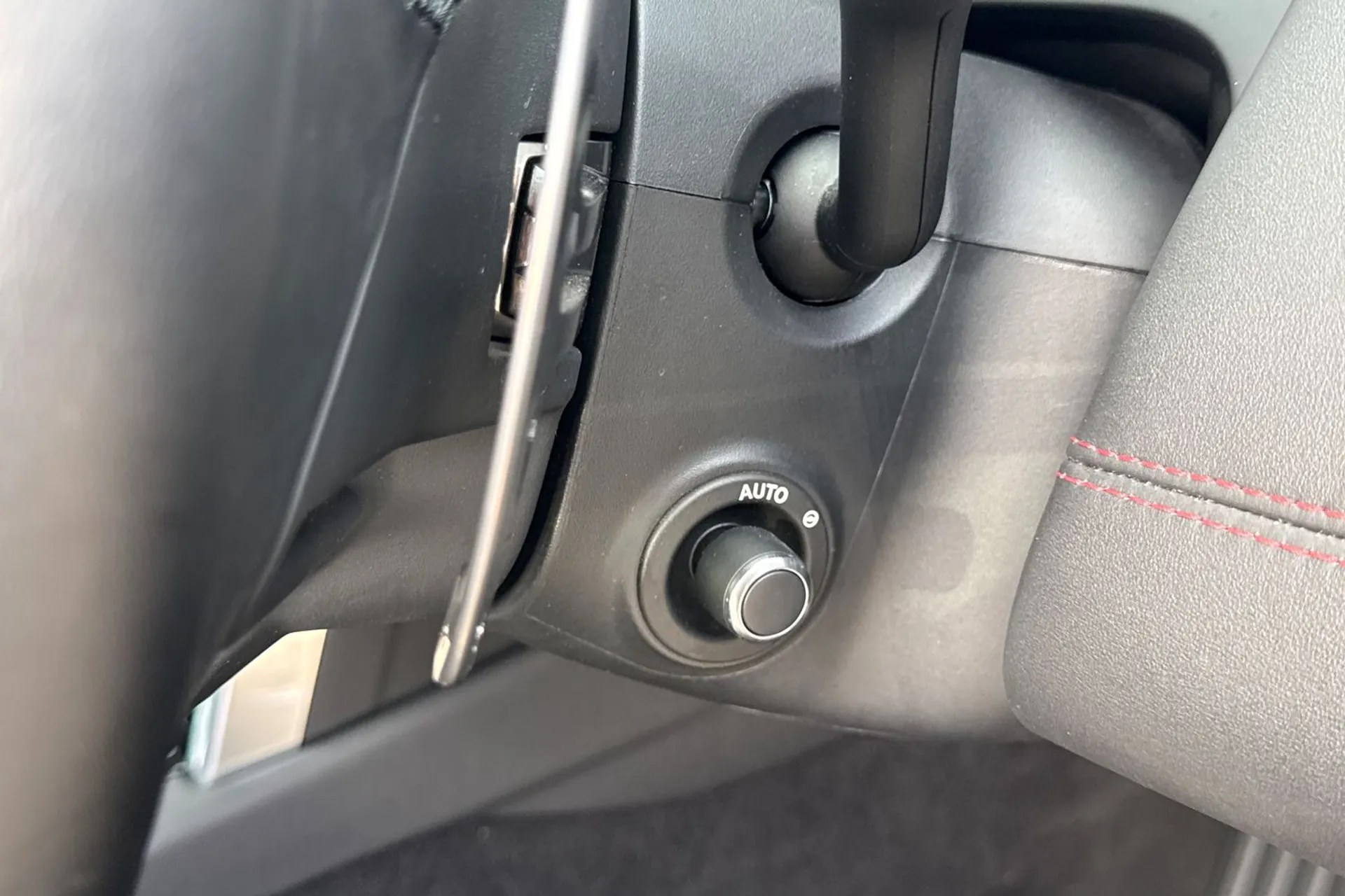 LAND ROVER DISCOVERY SPORT thumbnail image number 23