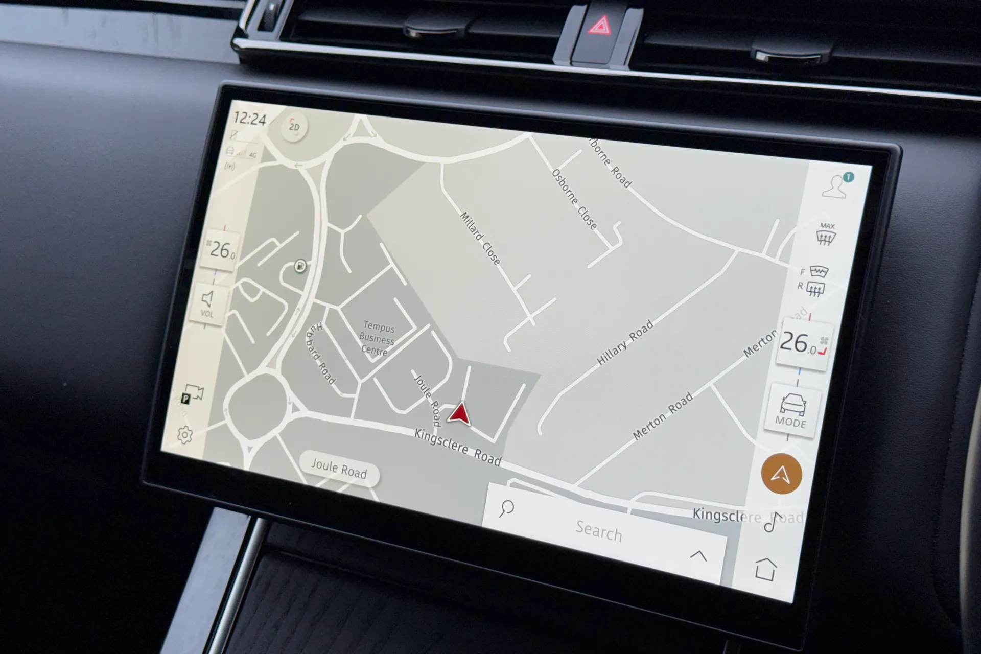 LAND ROVER RANGE ROVER VELAR thumbnail image number 29