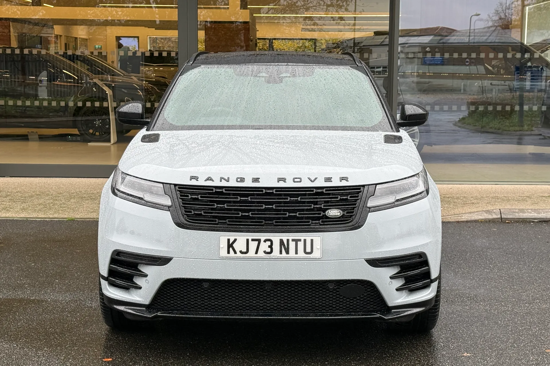 LAND ROVER RANGE ROVER VELAR thumbnail image number 8