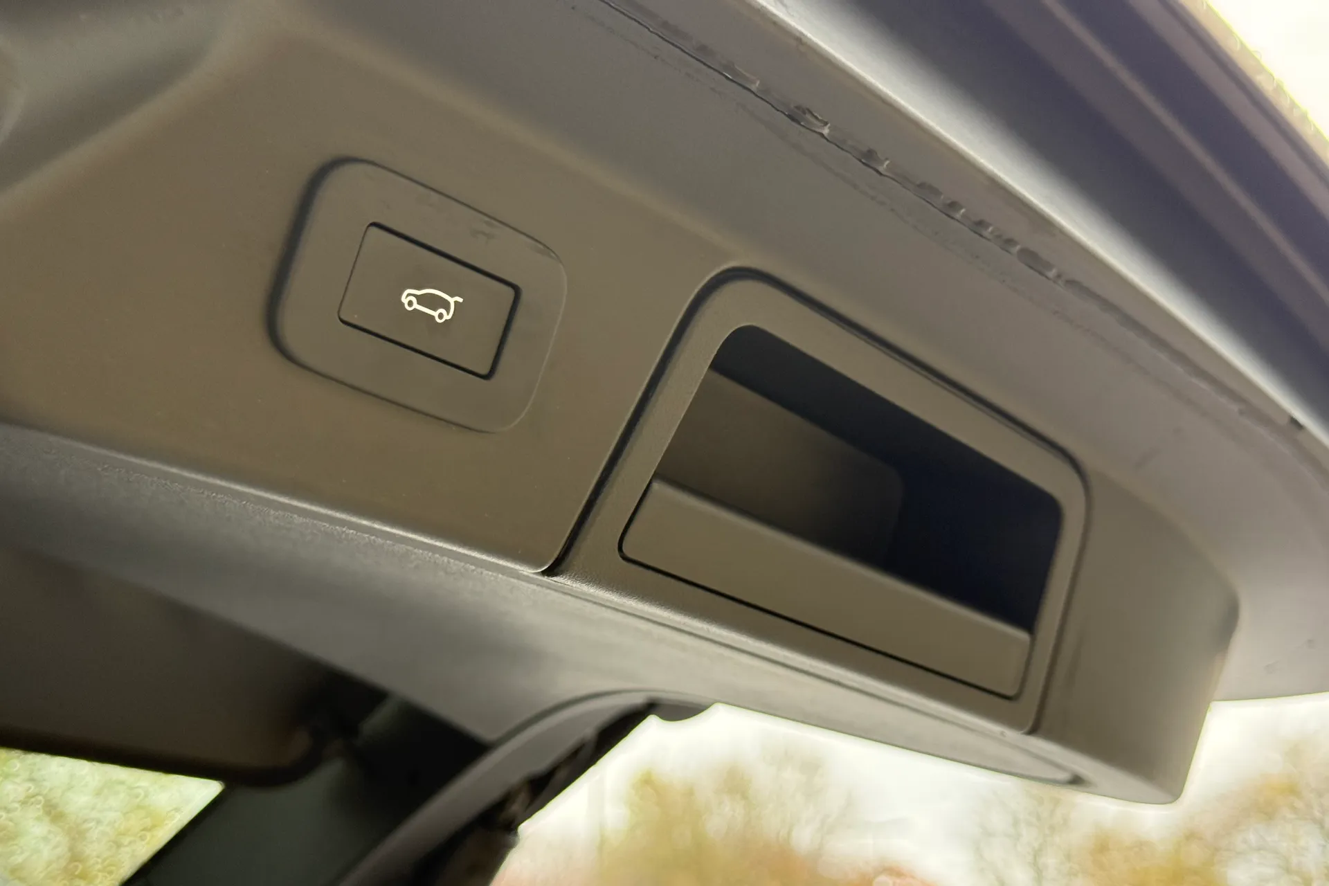 LAND ROVER RANGE ROVER VELAR thumbnail image number 41