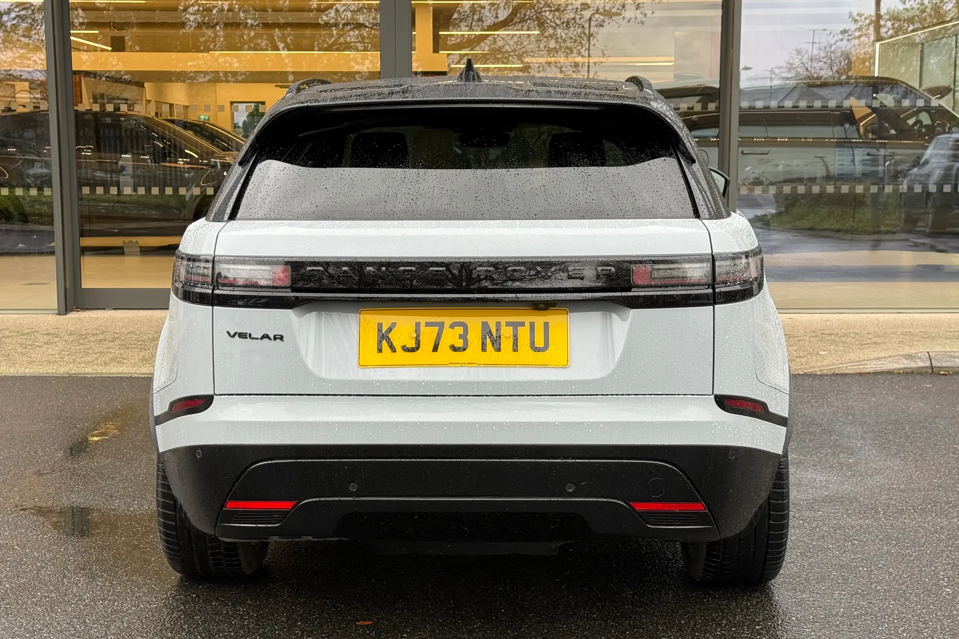 LAND ROVER RANGE ROVER VELAR thumbnail image number 6