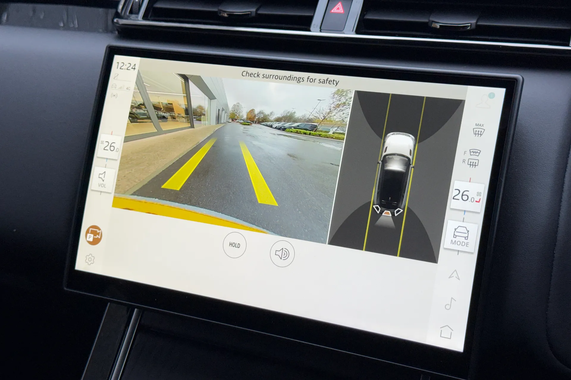 LAND ROVER RANGE ROVER VELAR thumbnail image number 4