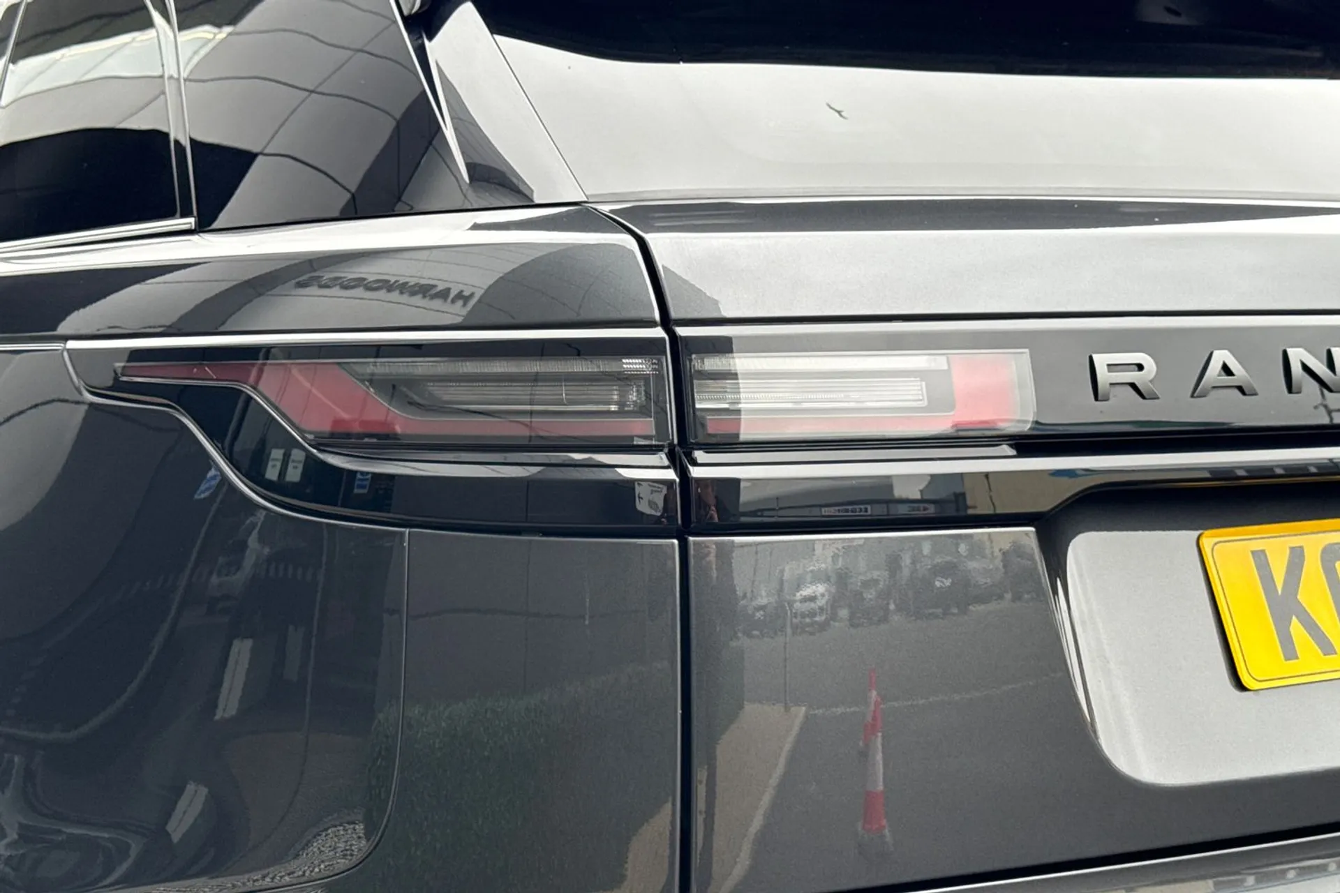 LAND ROVER RANGE ROVER VELAR thumbnail image number 41